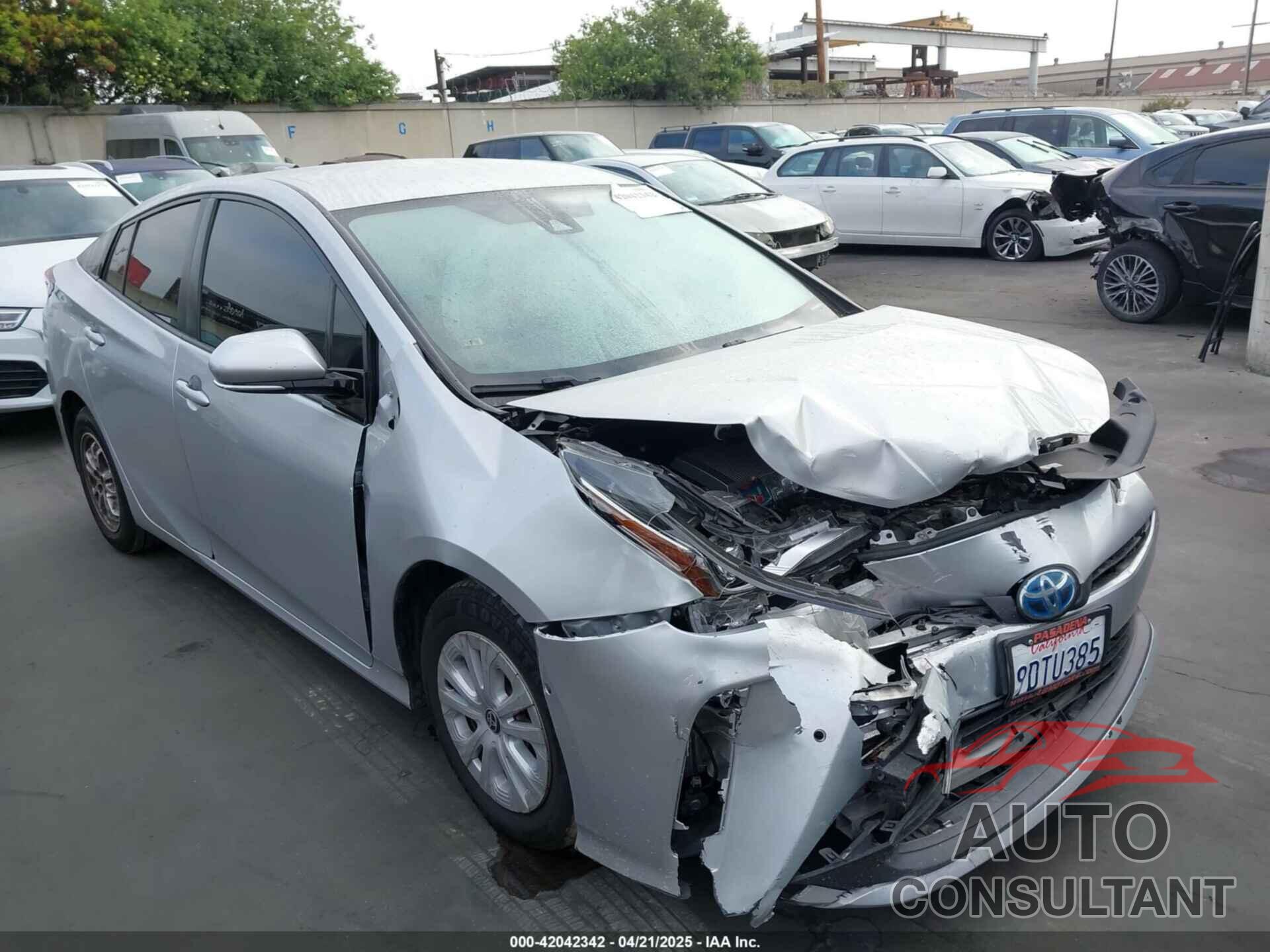 TOYOTA PRIUS 2020 - JTDKARFU4L3115594