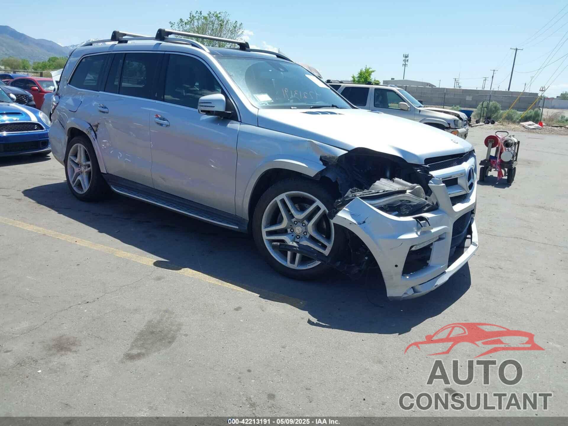 MERCEDES-BENZ GL 550 2013 - 4JGDF7DE6DA120962