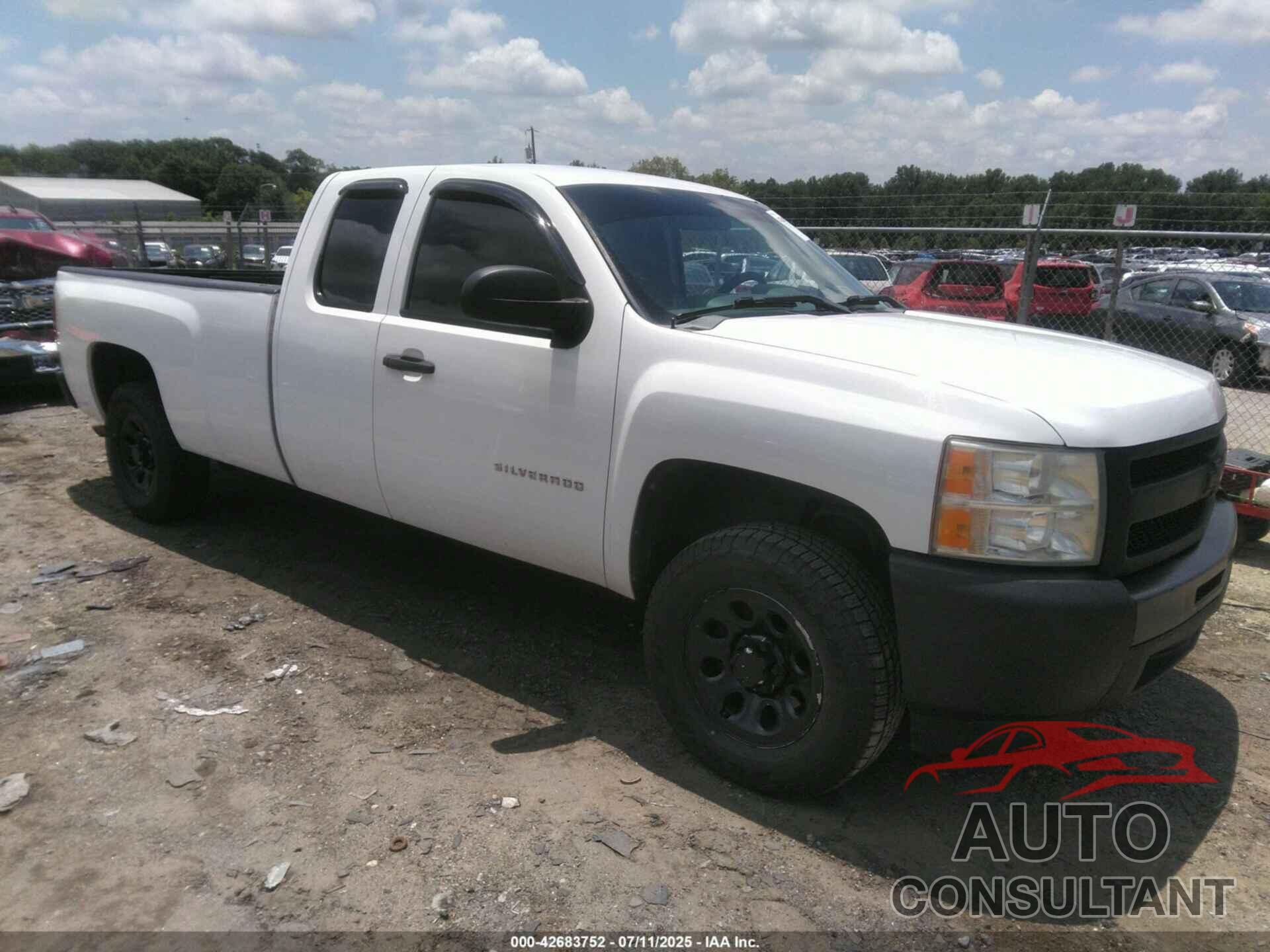 CHEVROLET SILVERADO 1500 2011 - 1GCRCPE02BZ419594