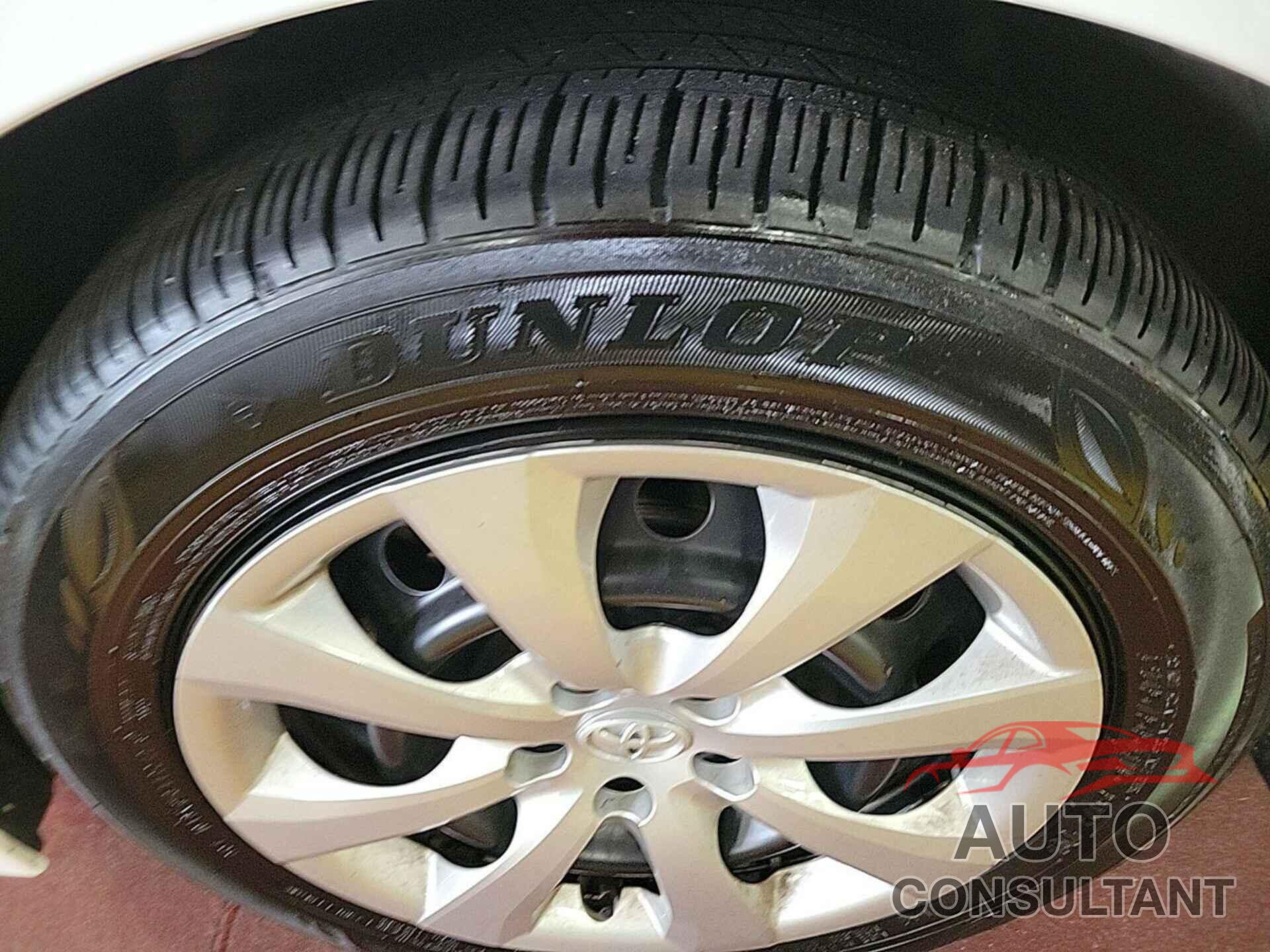 TOYOTA COROLLA 2024 - 5YFB4MDE7RP161779