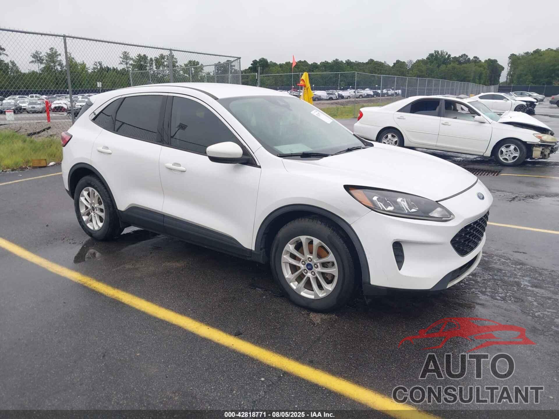 FORD ESCAPE 2020 - 1FMCU0G65LUB38198