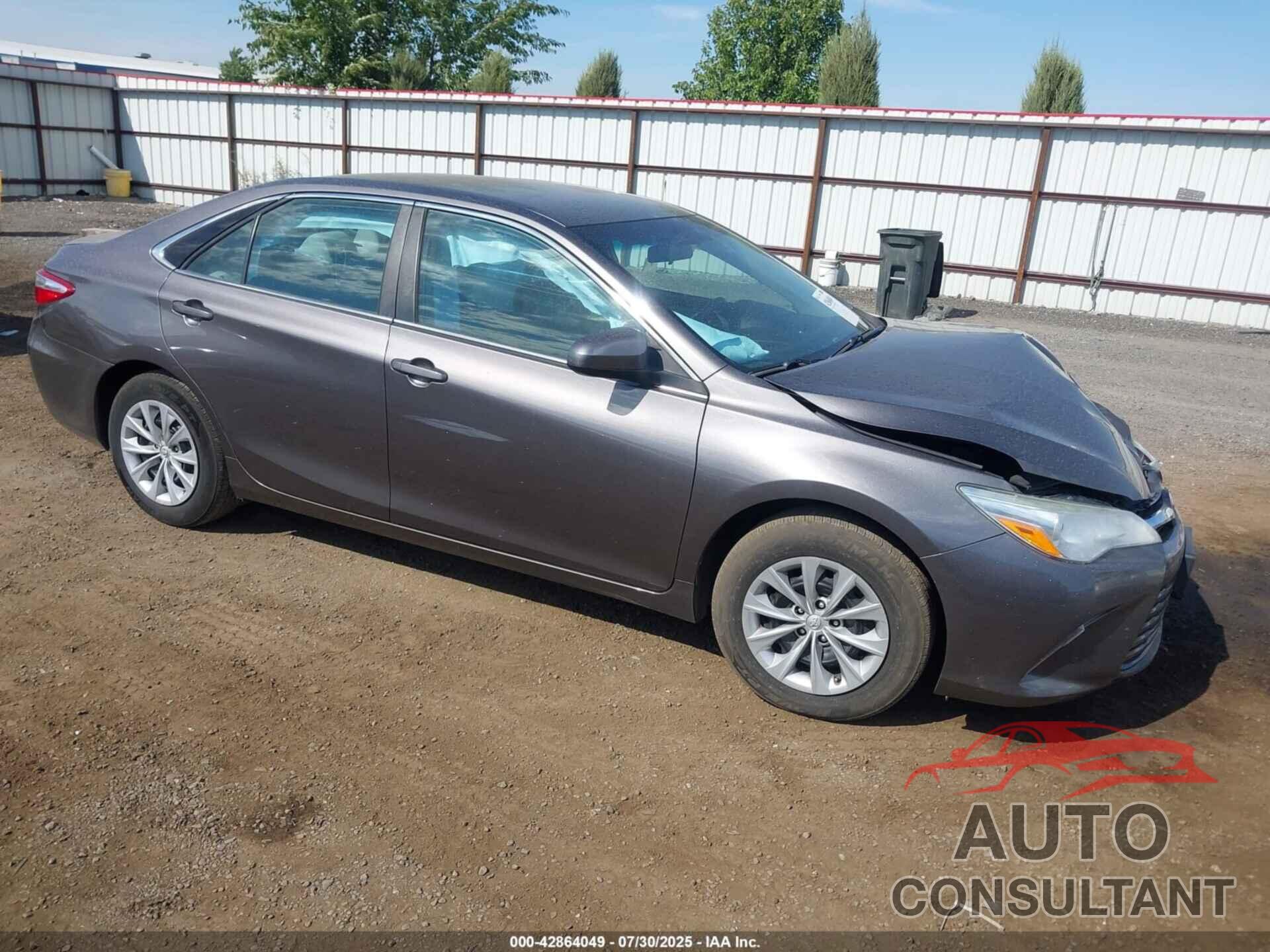 TOYOTA CAMRY 2016 - 4T4BF1FK5GR551437