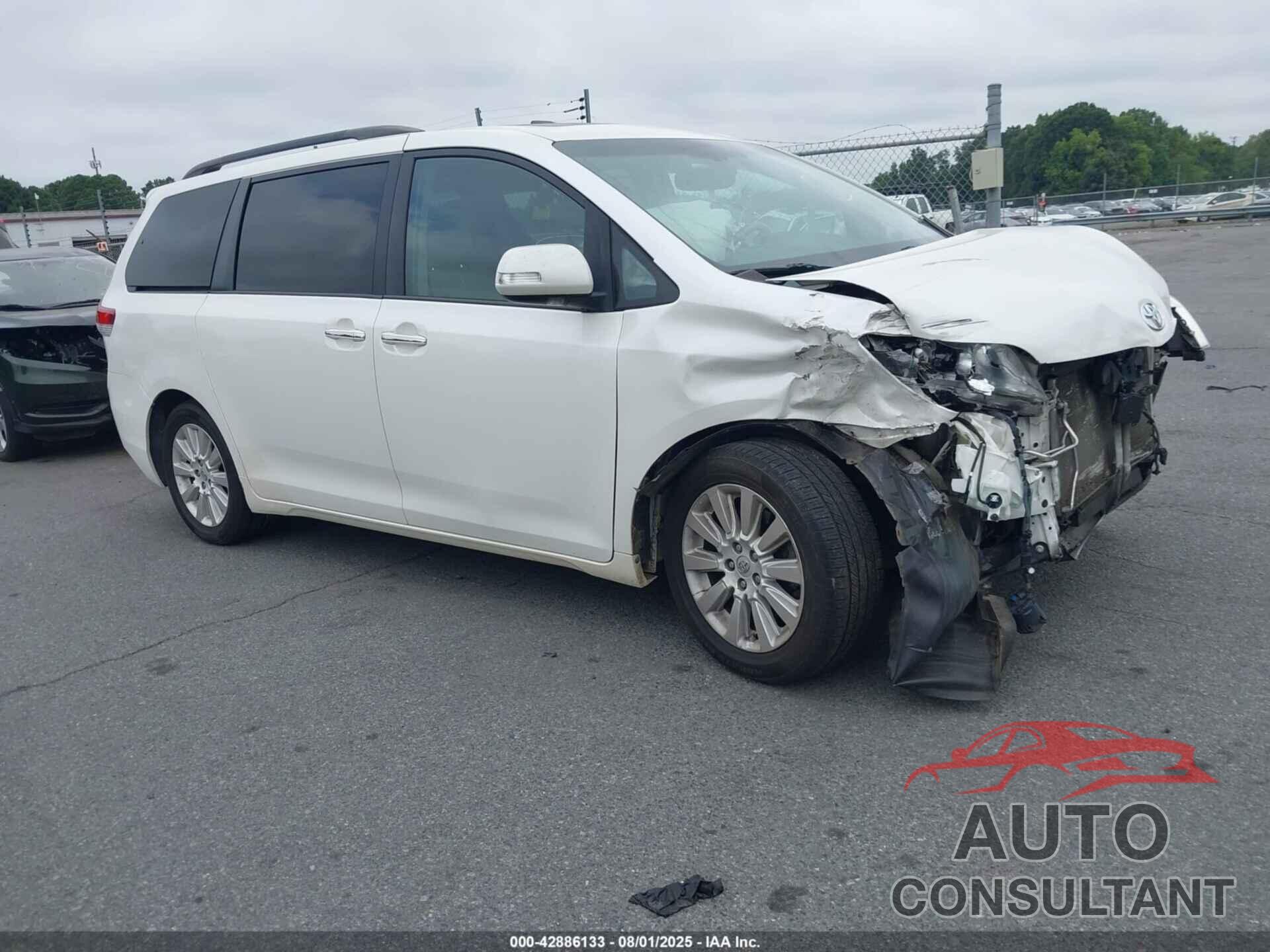 TOYOTA SIENNA 2014 - 5TDYK3DC7ES505251