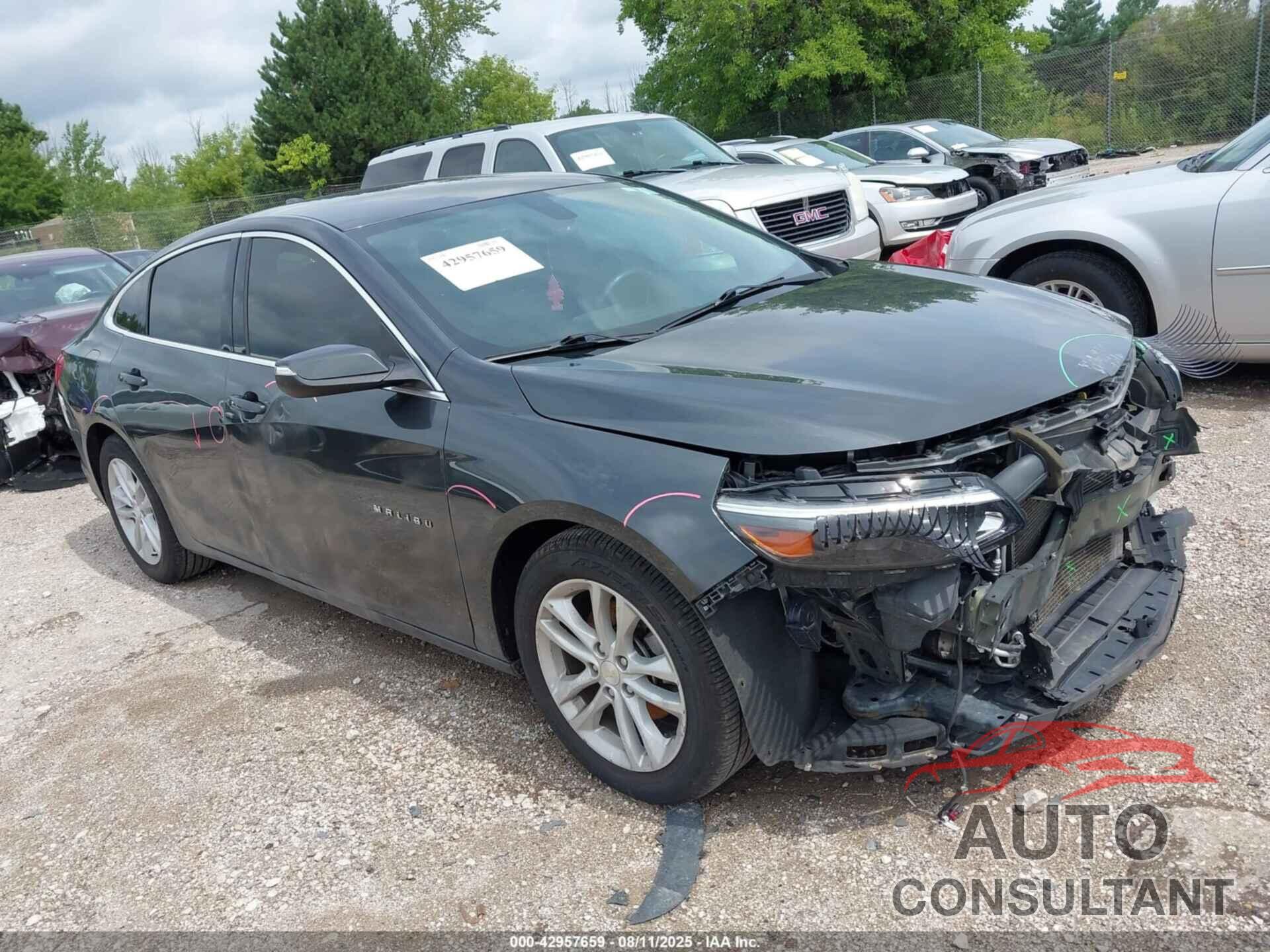 CHEVROLET MALIBU 2017 - 1G1ZE5ST8HF248933