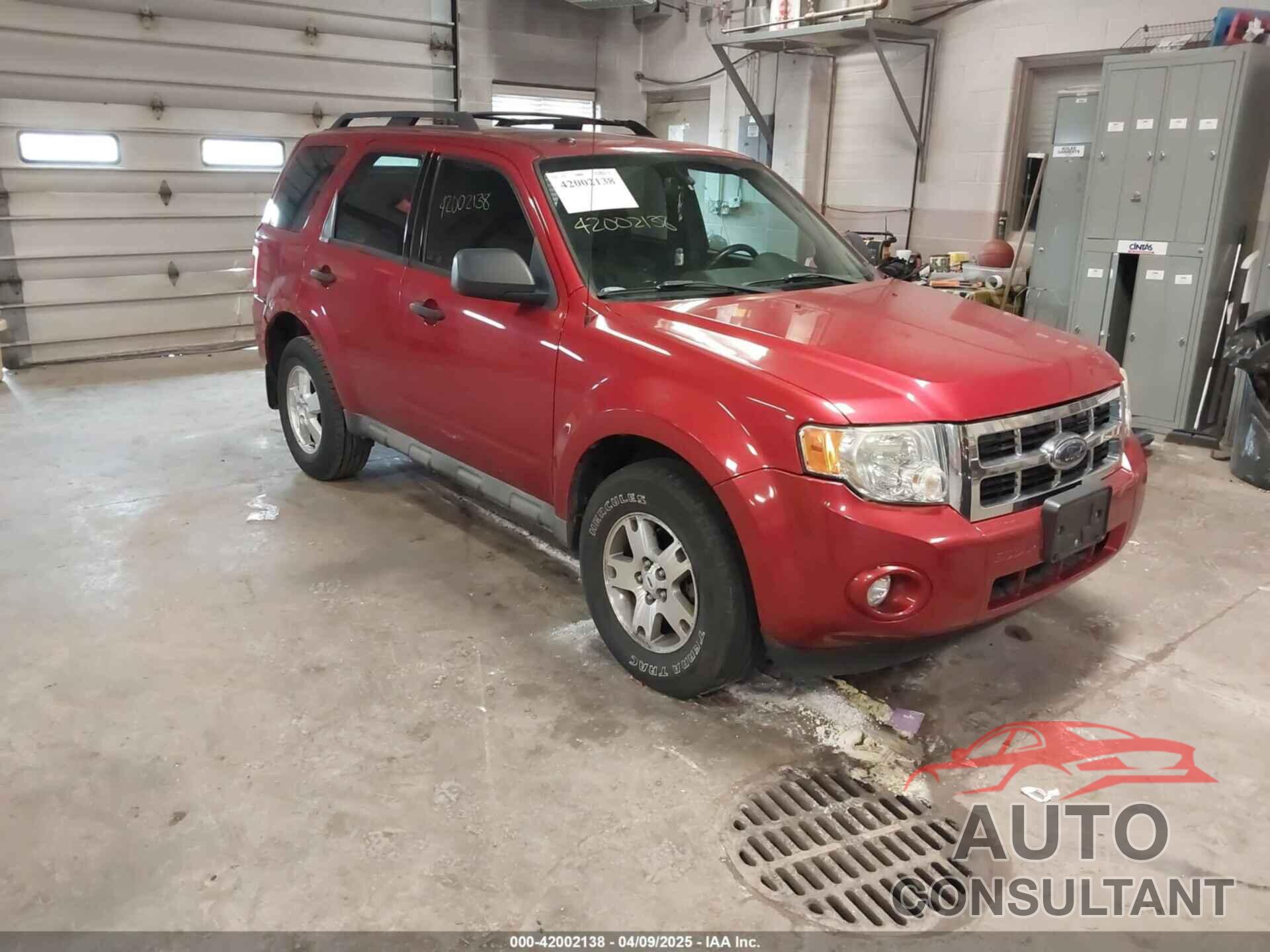 FORD ESCAPE 2009 - 1FMCU03789KA33254