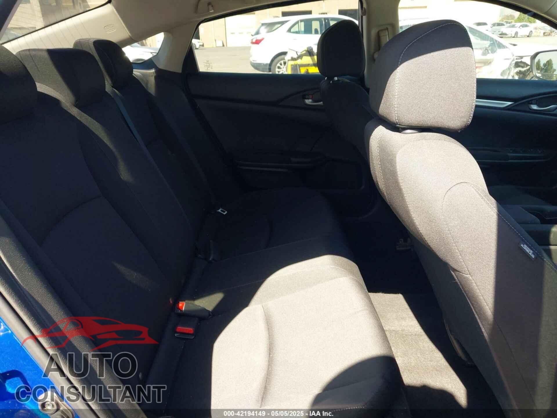 HONDA CIVIC 2017 - 2HGFC2F50HH503178