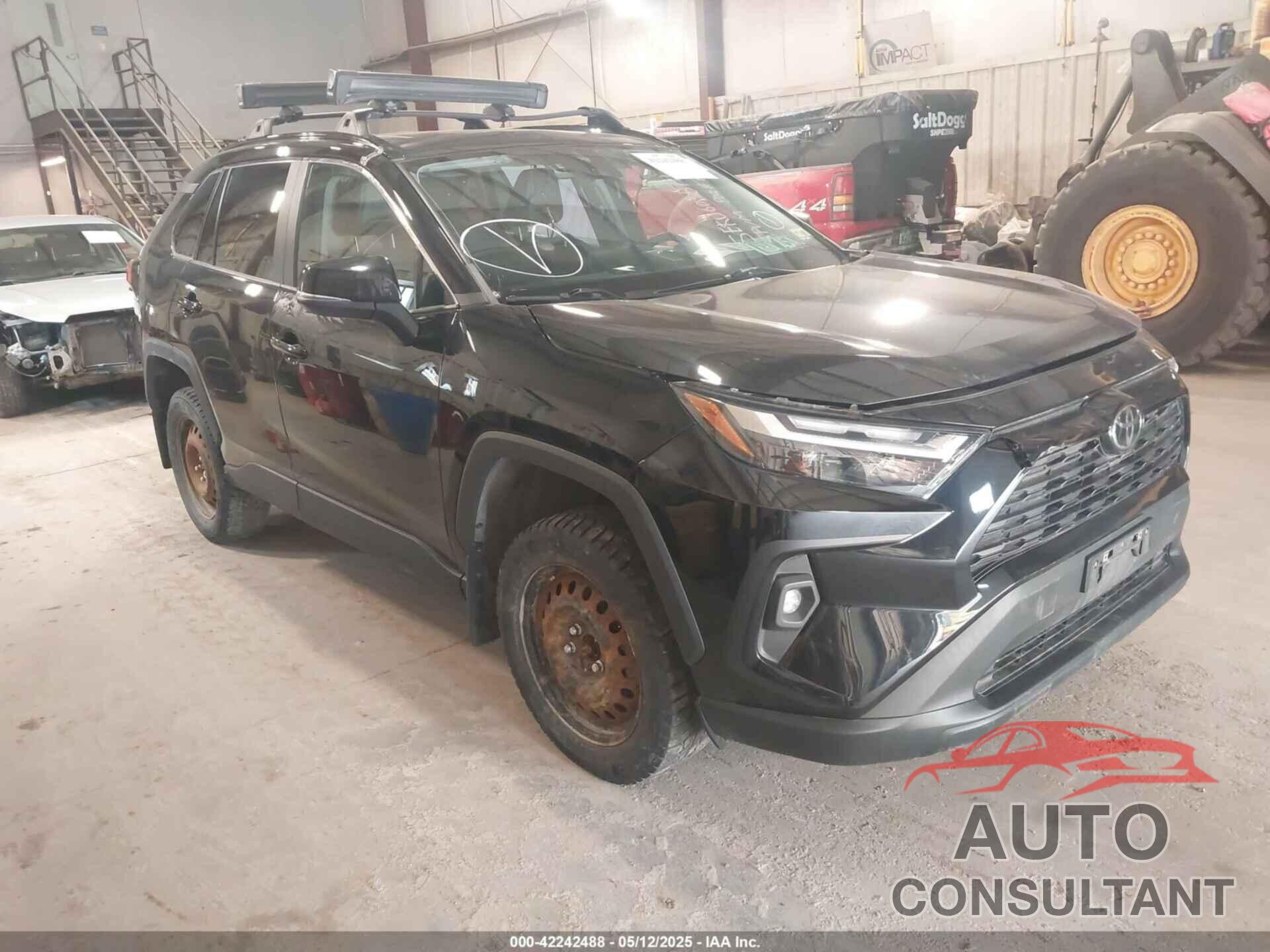 TOYOTA RAV4 2022 - 2T3A1RFV1NW311285