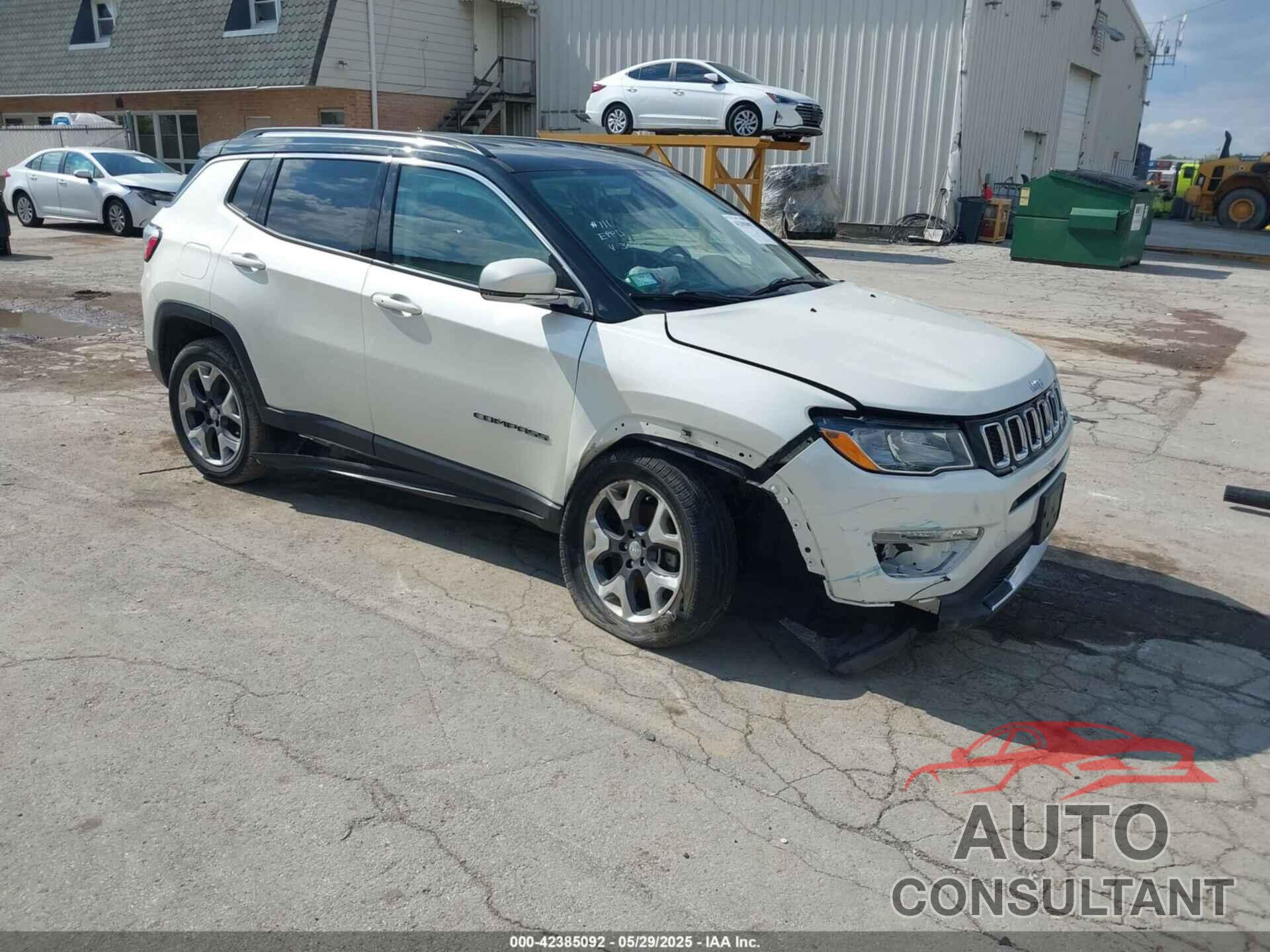 JEEP COMPASS 2018 - 3C4NJDCB5JT354348