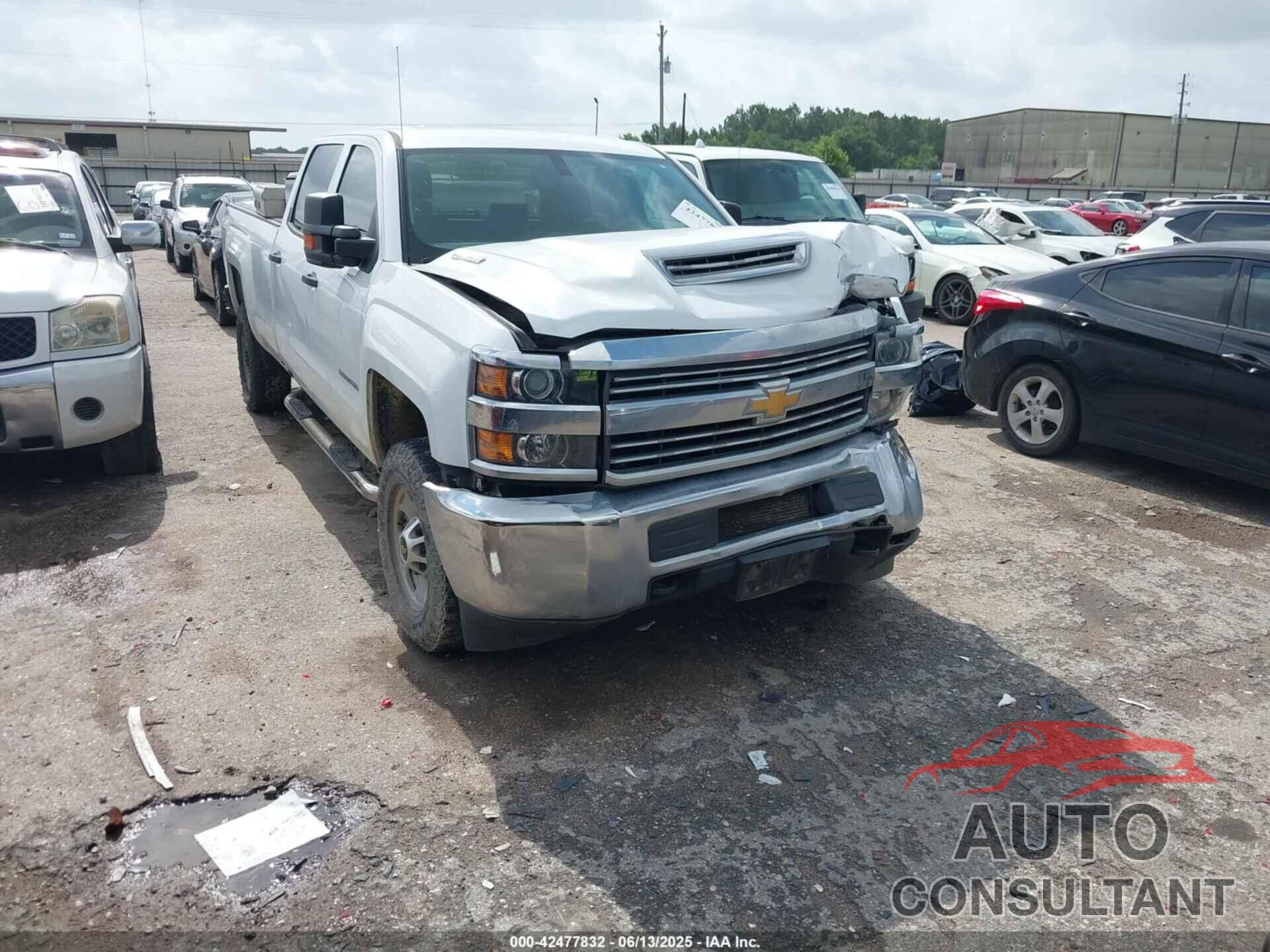 CHEVROLET SILVERADO 2500HD 2018 - 1GC1KUEY2JF263920
