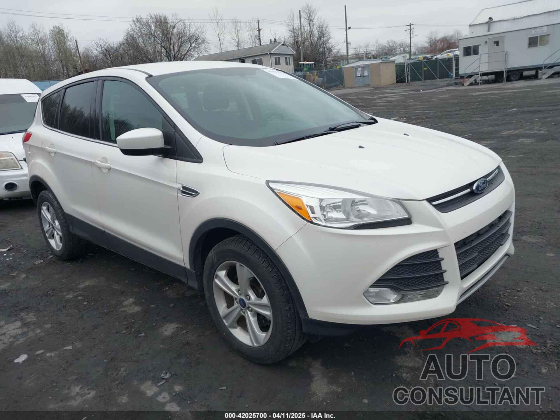 FORD ESCAPE 2014 - 1FMCU9G9XEUA10122