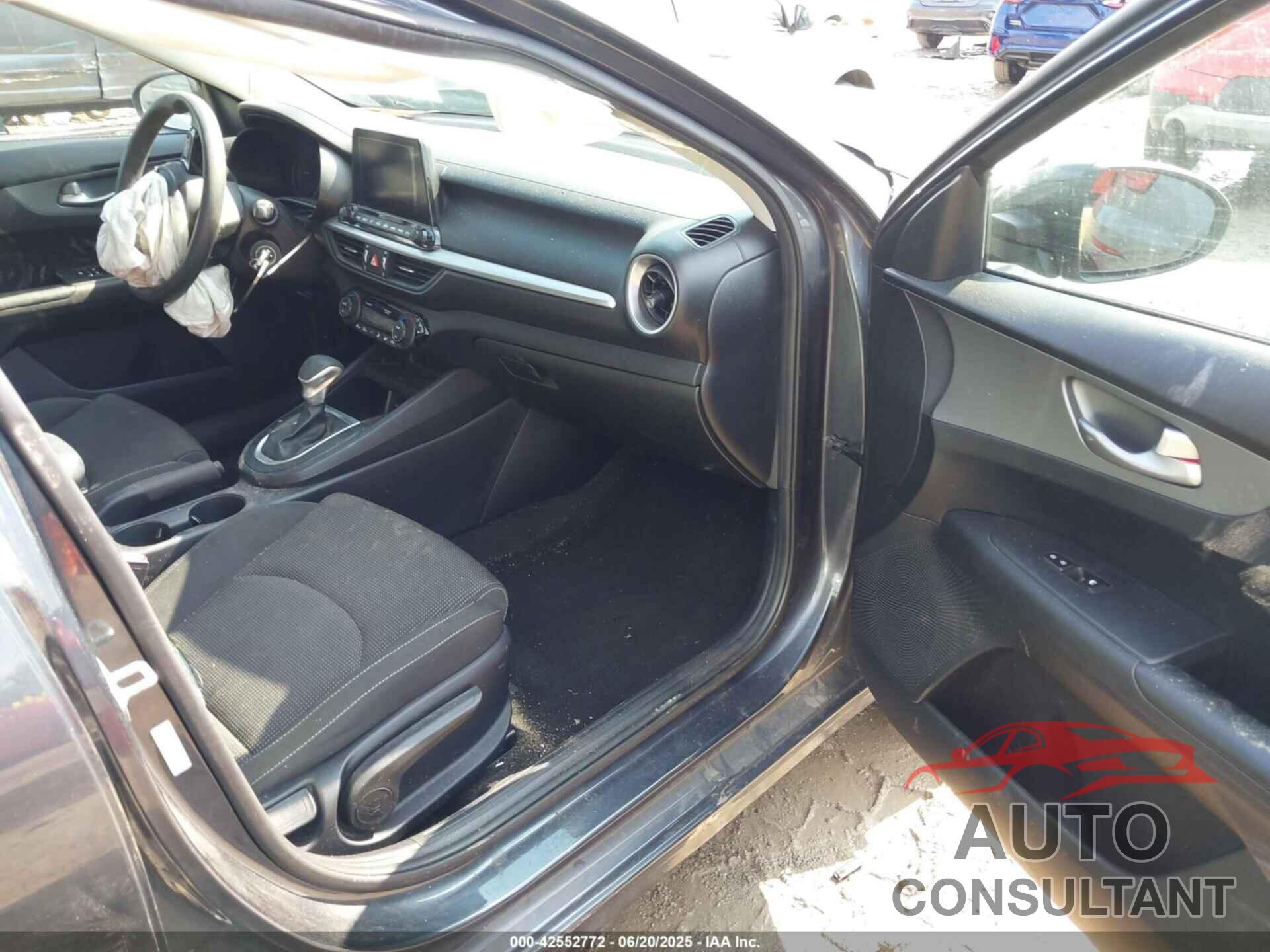 KIA FORTE 2019 - 3KPF24AD1KE076821