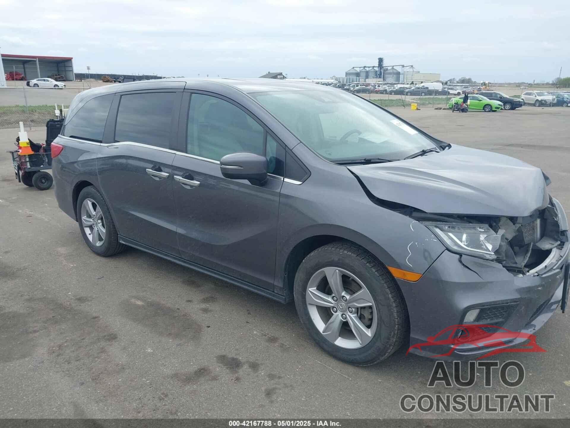 HONDA ODYSSEY 2018 - 5FNRL6H72JB090127