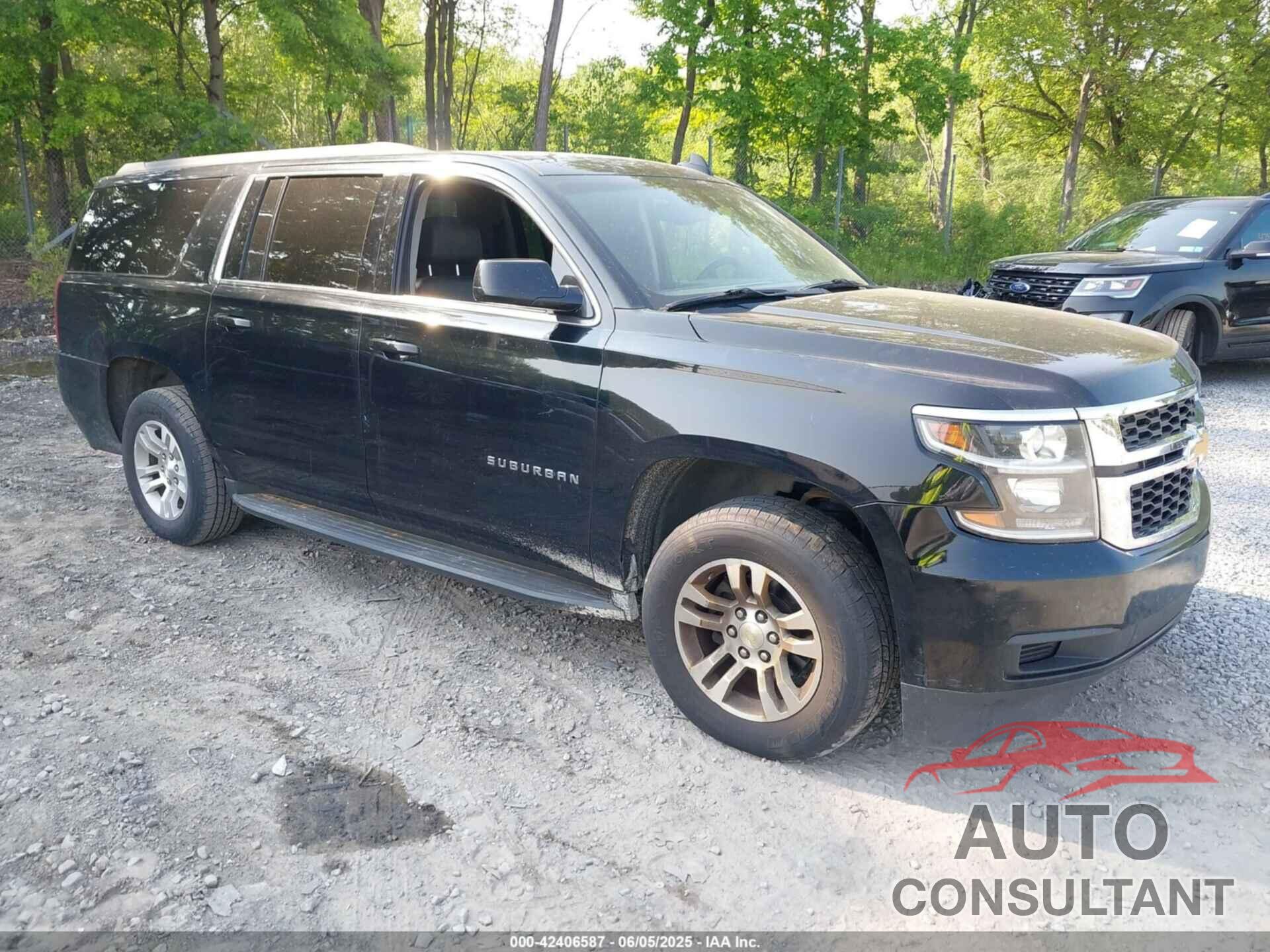 CHEVROLET SUBURBAN 2018 - 1GNSKHKC6JR105705