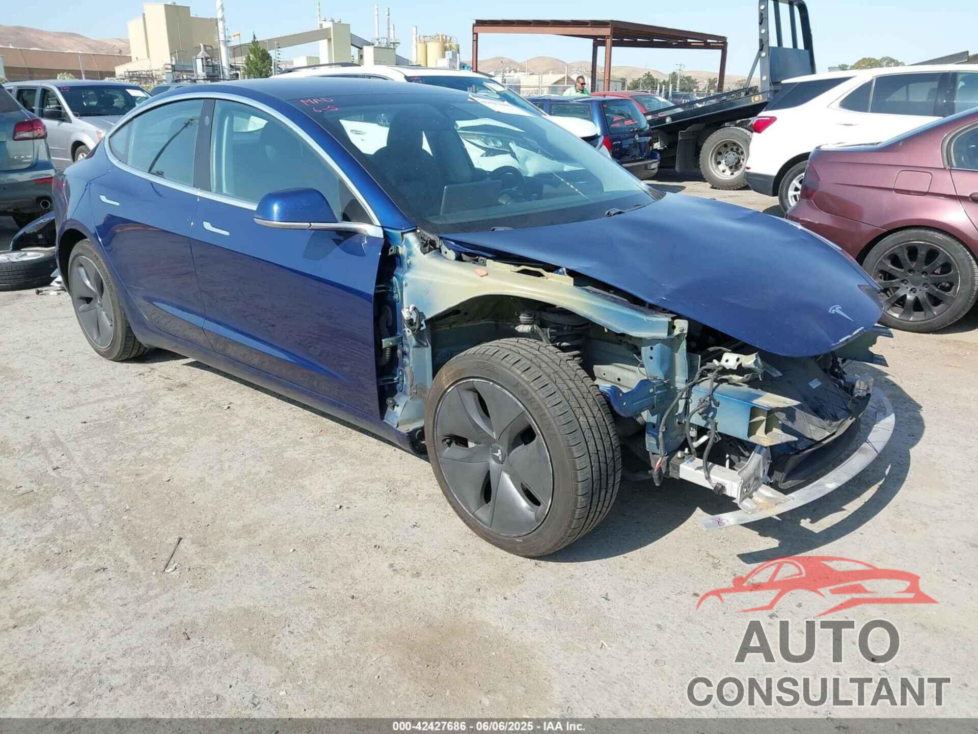 TESLA MODEL 3 2018 - 5YJ3E1EA0JF058957
