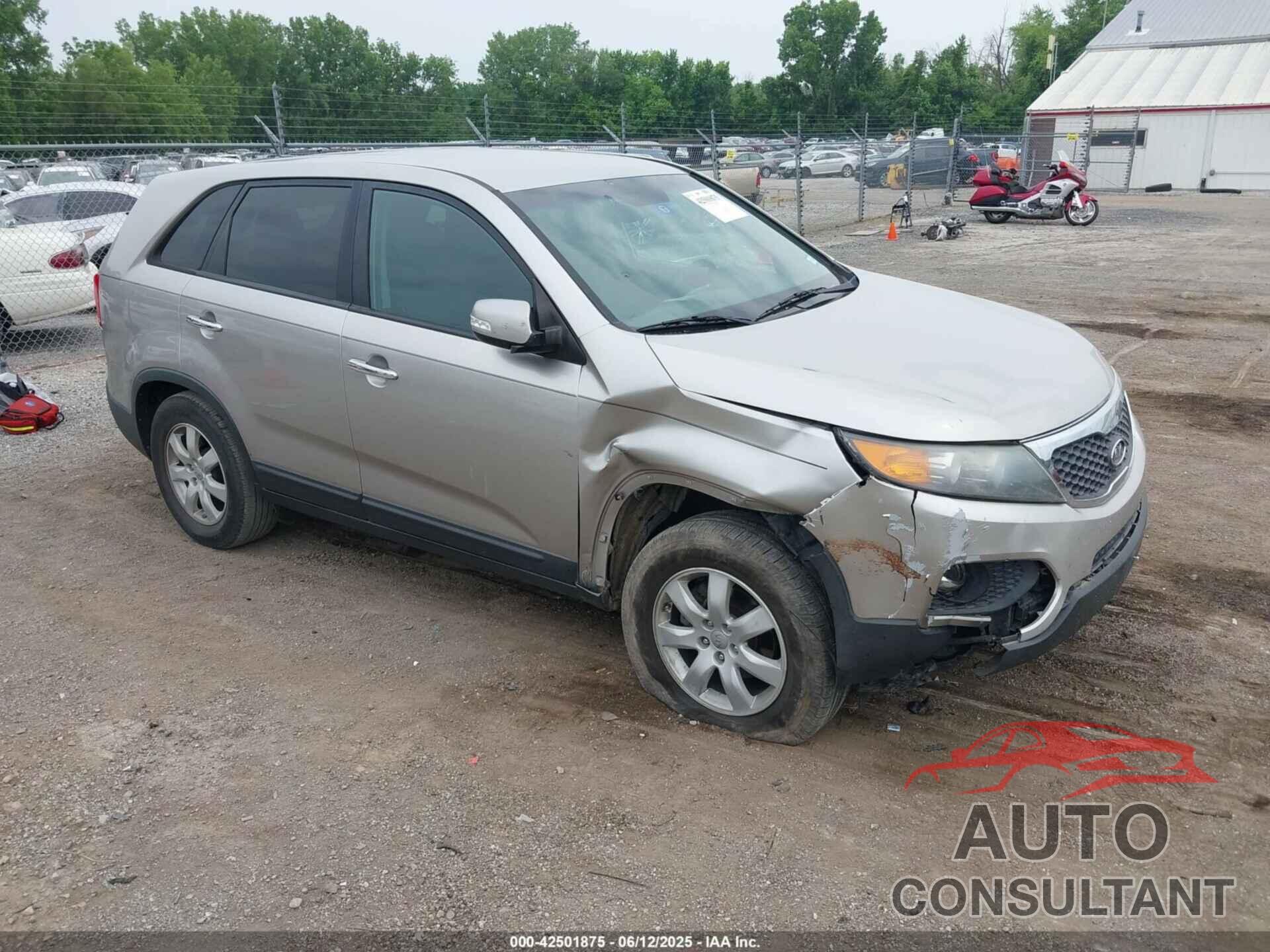KIA SORENTO 2013 - 5XYKT3A16DG419494