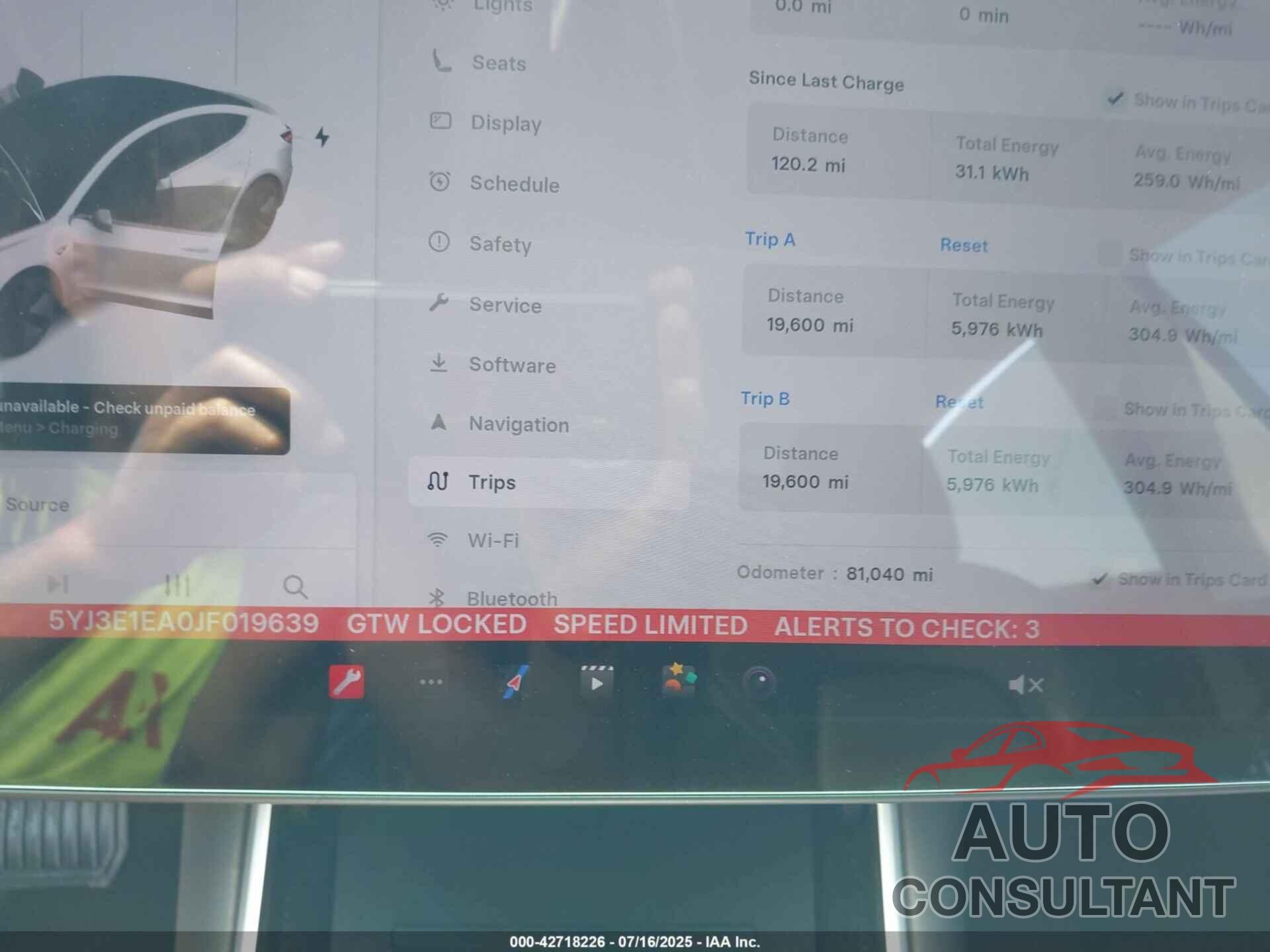 TESLA MODEL 3 2018 - 5YJ3E1EA0JF019639