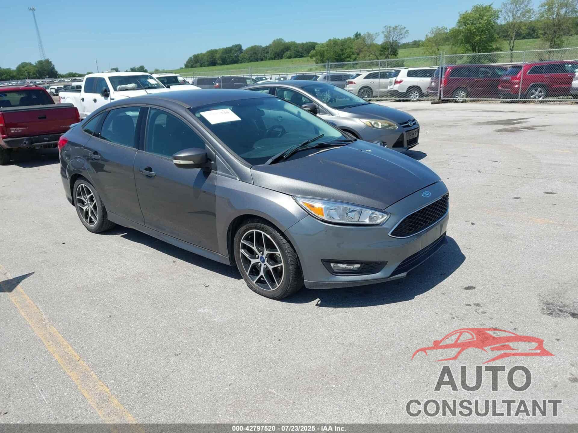 FORD FOCUS 2015 - 1FADP3F25FL368582