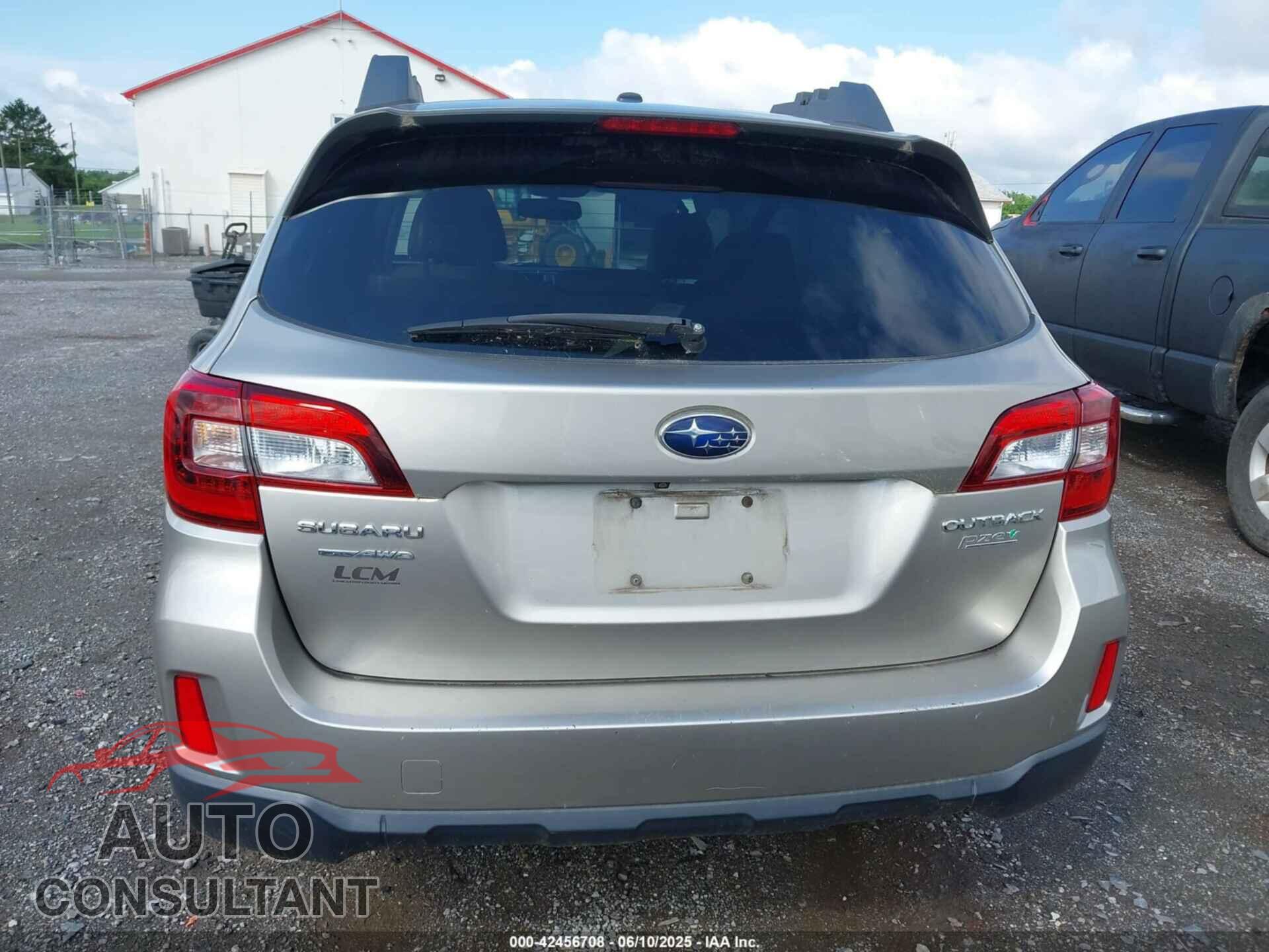 SUBARU OUTBACK 2015 - 4S4BSALC7F3347021