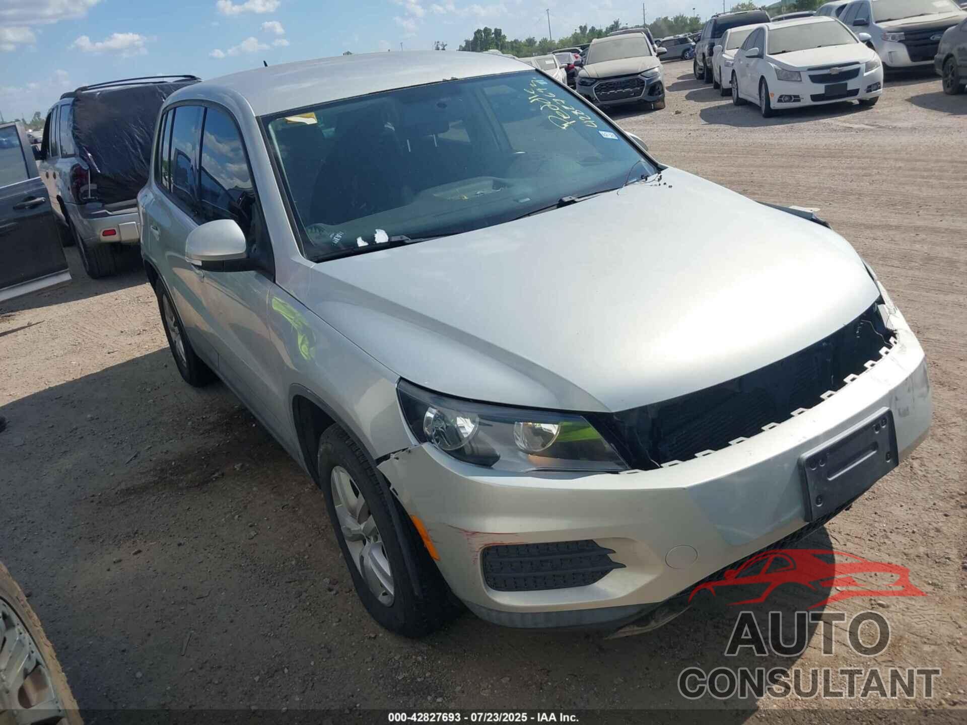 VOLKSWAGEN TIGUAN 2013 - WVGBV7AX3DW502501