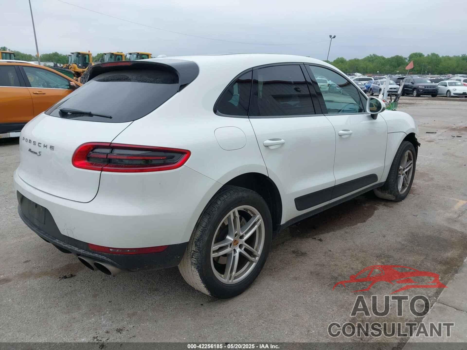 PORSCHE MACAN 2016 - WP1AB2A54GLB53864
