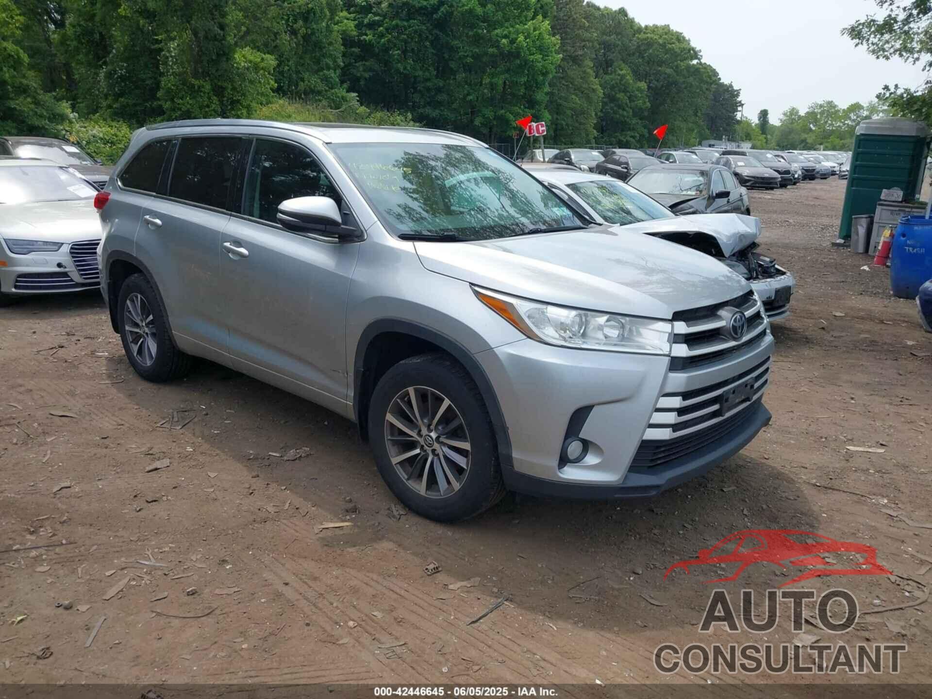 TOYOTA HIGHLANDER 2017 - 5TDJZRFH3HS512047