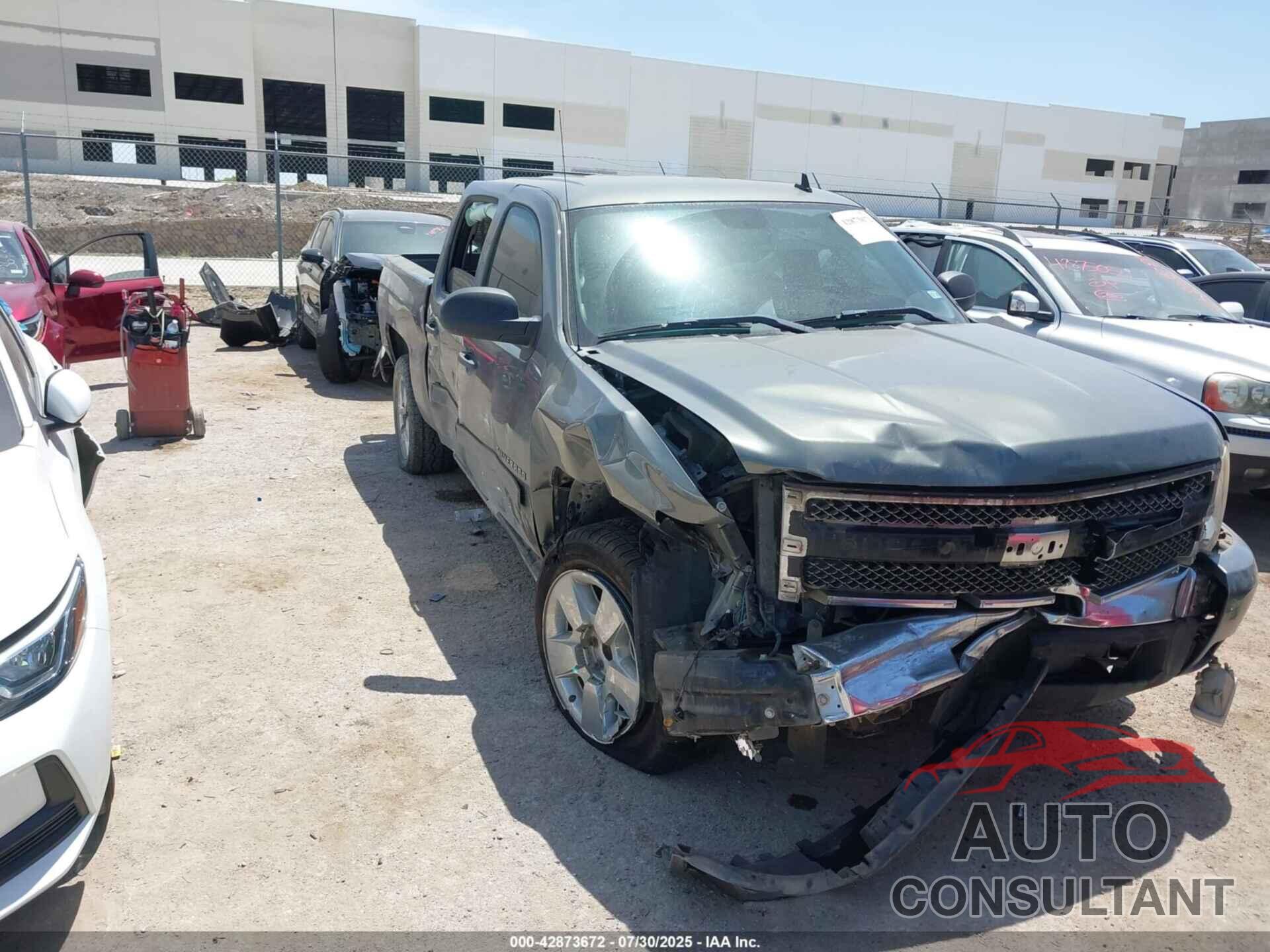 CHEVROLET SILVERADO 1500 2011 - 3GCPCSE09BG239605