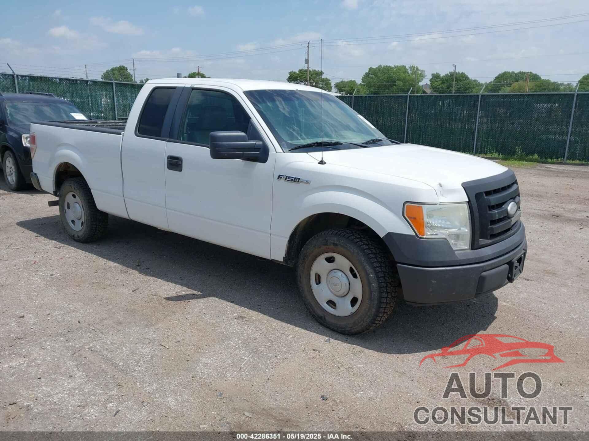 FORD F-150 2009 - 1FTRX12V49KC06070