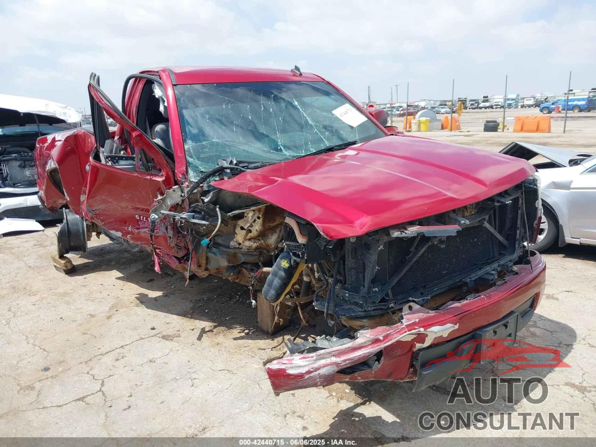 CHEVROLET SILVERADO 1500 2014 - 1GCNCPEH0EZ172178
