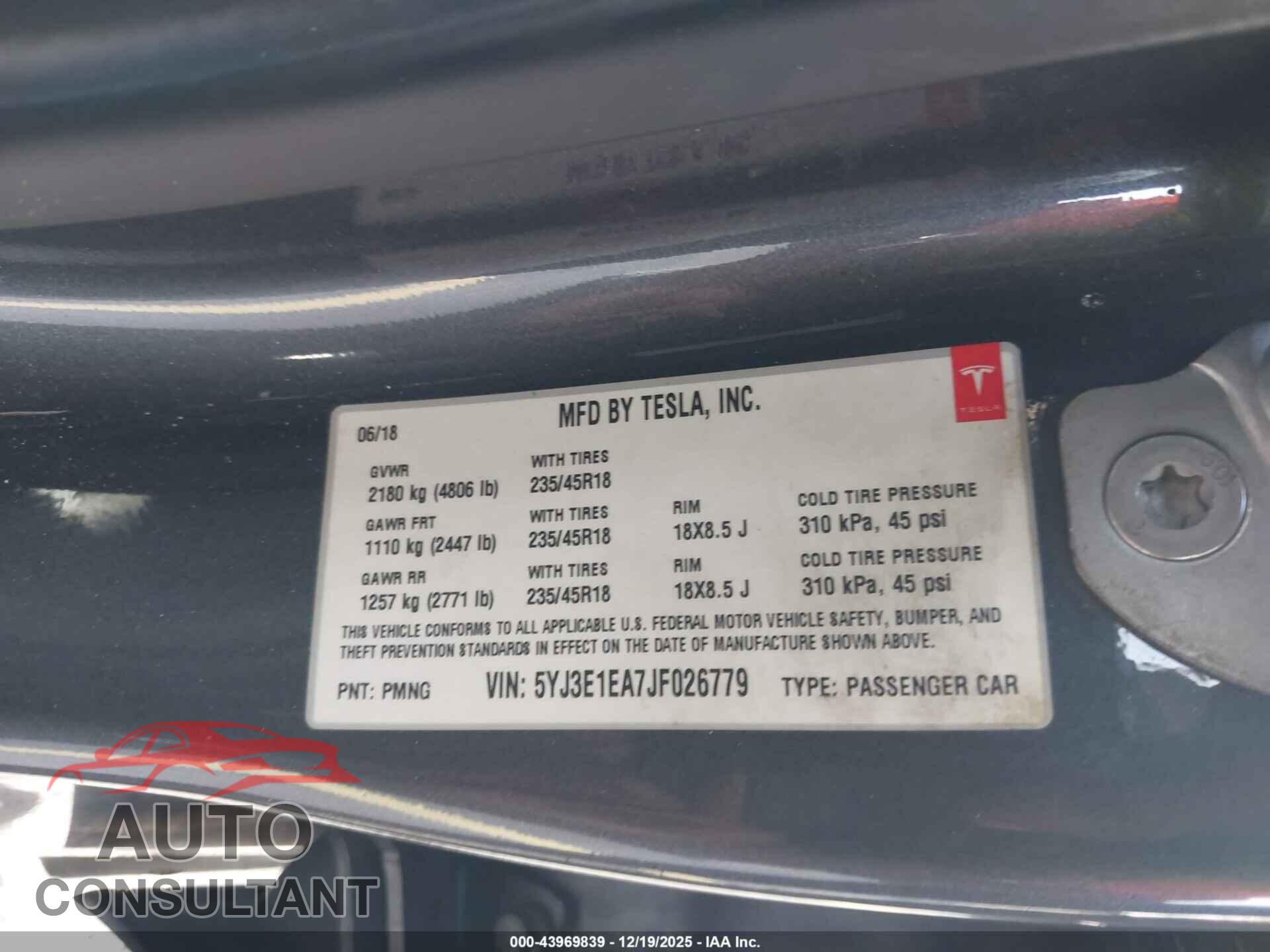 TESLA MODEL 3 2018 - 5YJ3E1EA7JF026779