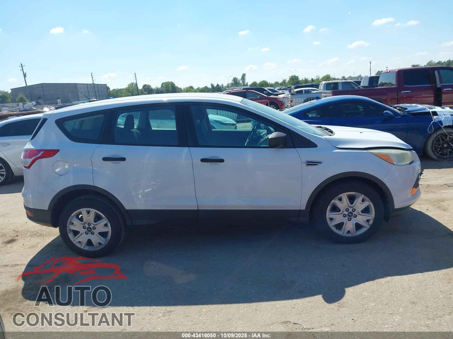 FORD ESCAPE 2014 - 1FMCU0F73EUB07996