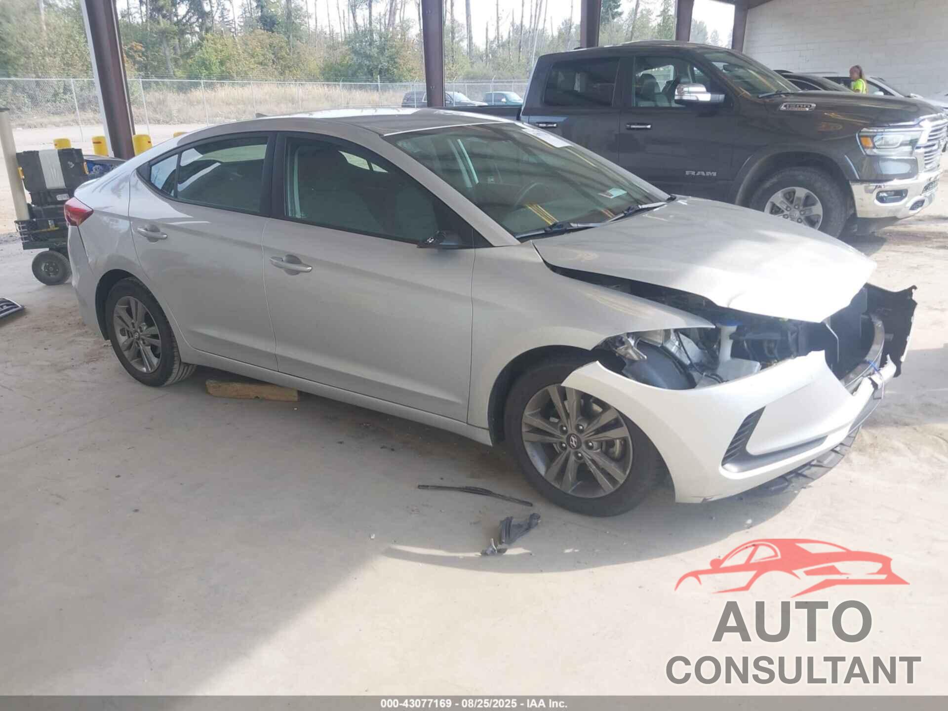 HYUNDAI ELANTRA 2018 - 5NPD84LF4JH398142