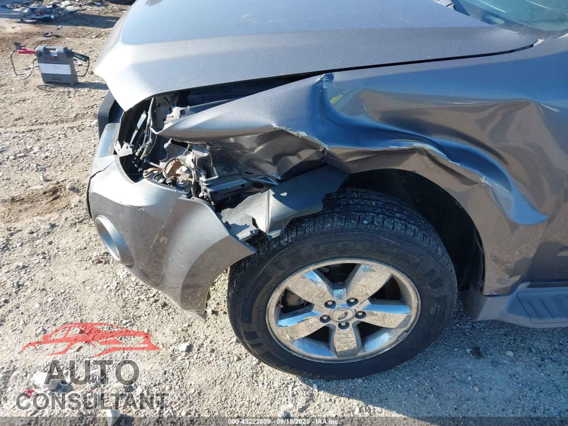 FORD ESCAPE 2010 - 1FMCU0DG5AKD47639