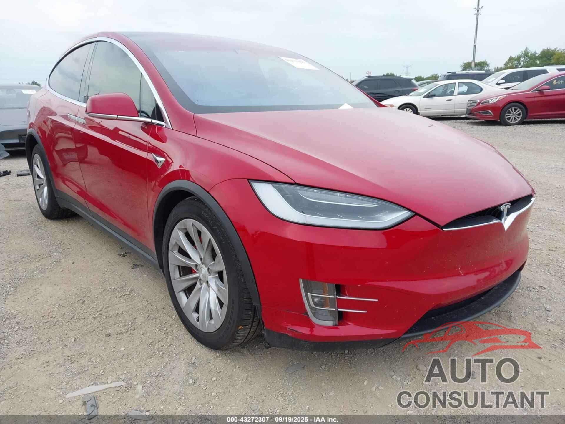 TESLA MODEL X 2017 - 5YJXCBE44HF053679