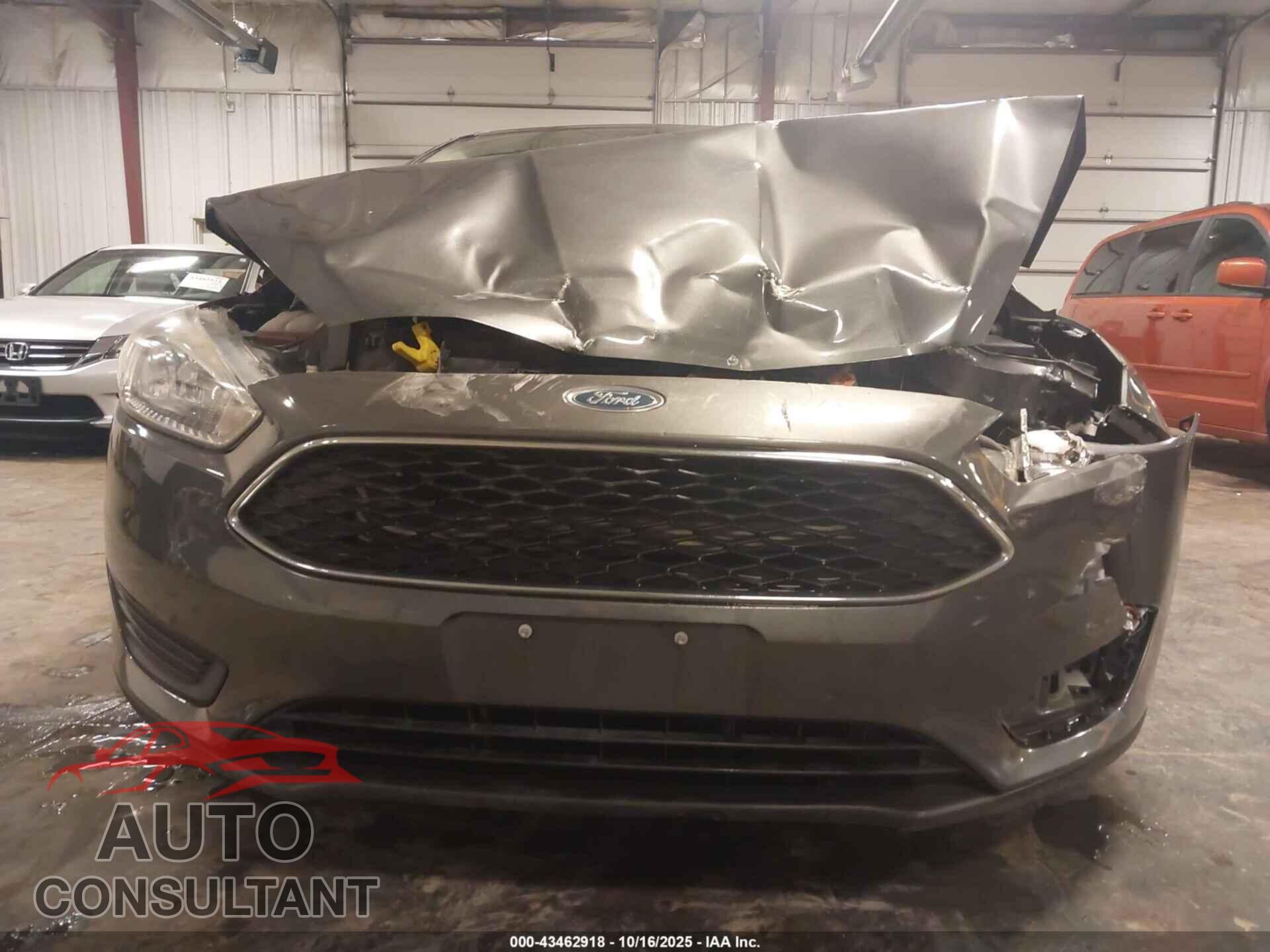 FORD FOCUS 2017 - 1FADP3E26HL314115