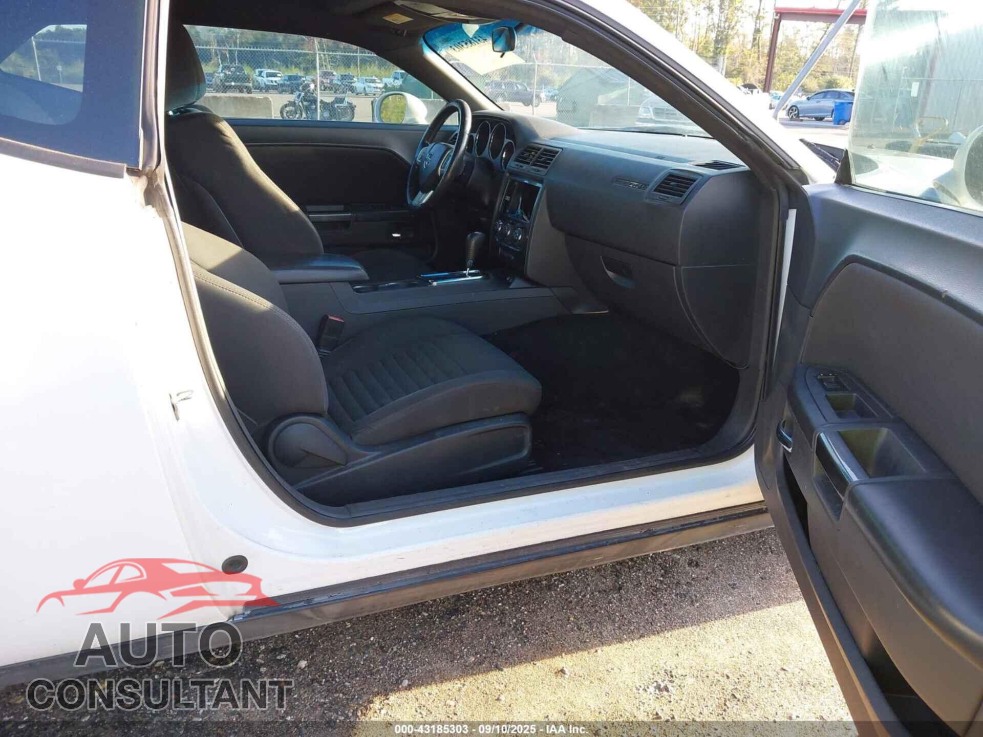 DODGE CHALLENGER 2014 - 2C3CDYAGXEH184866