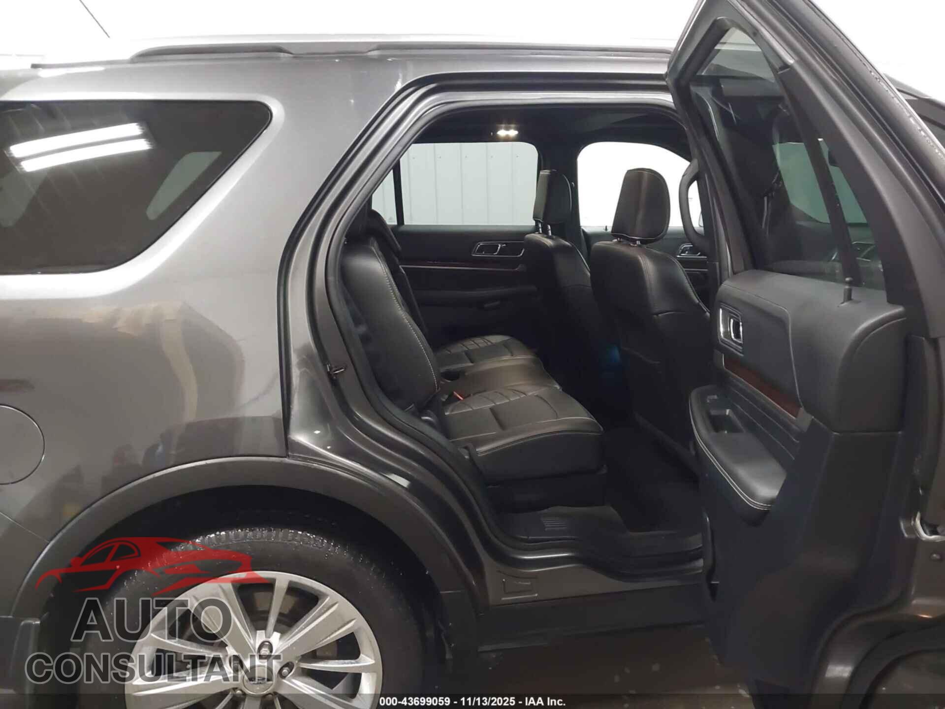 FORD EXPLORER 2018 - 1FM5K8HTXJGB65362