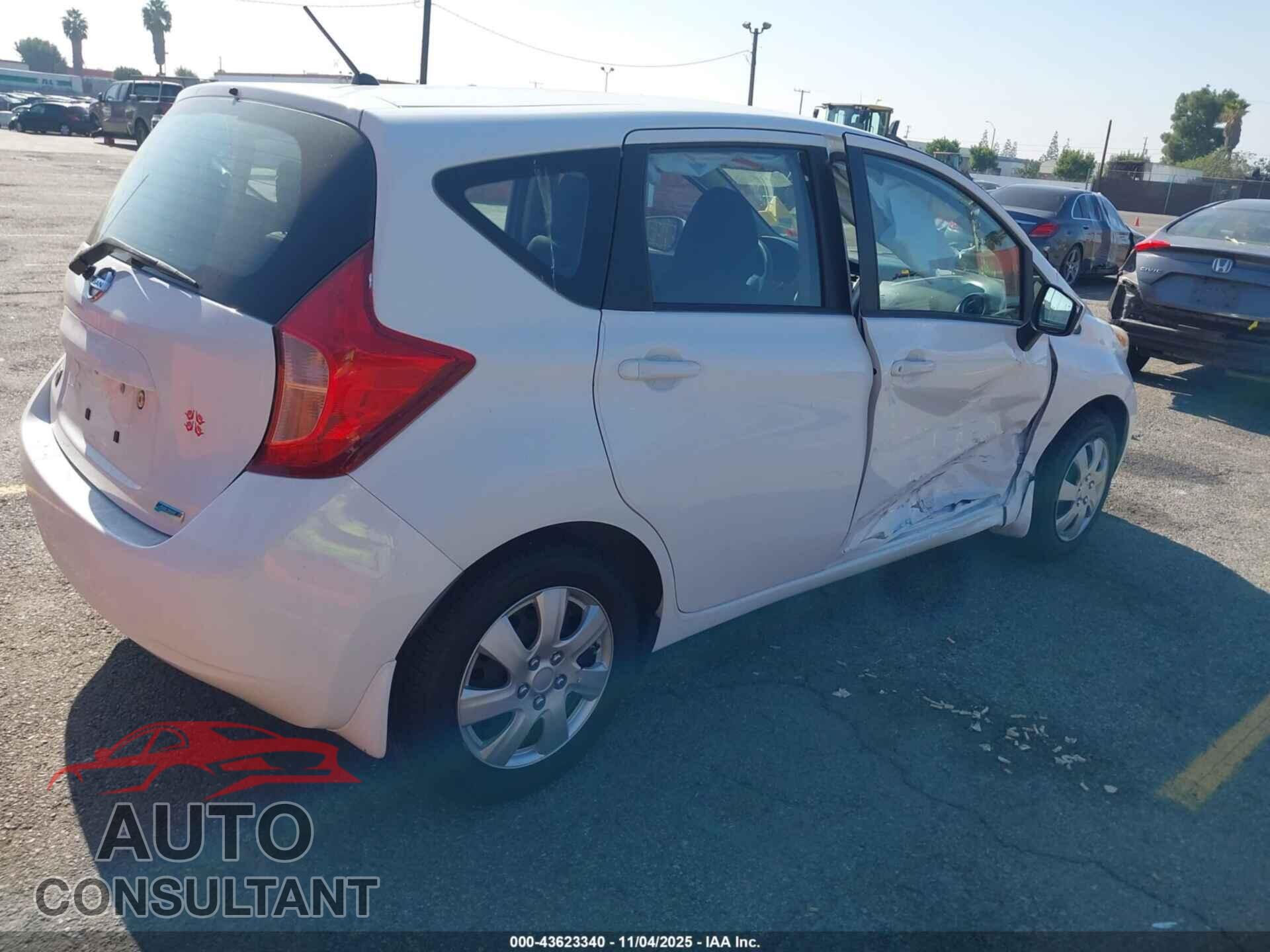NISSAN VERSA NOTE 2015 - 3N1CE2CP8FL449802