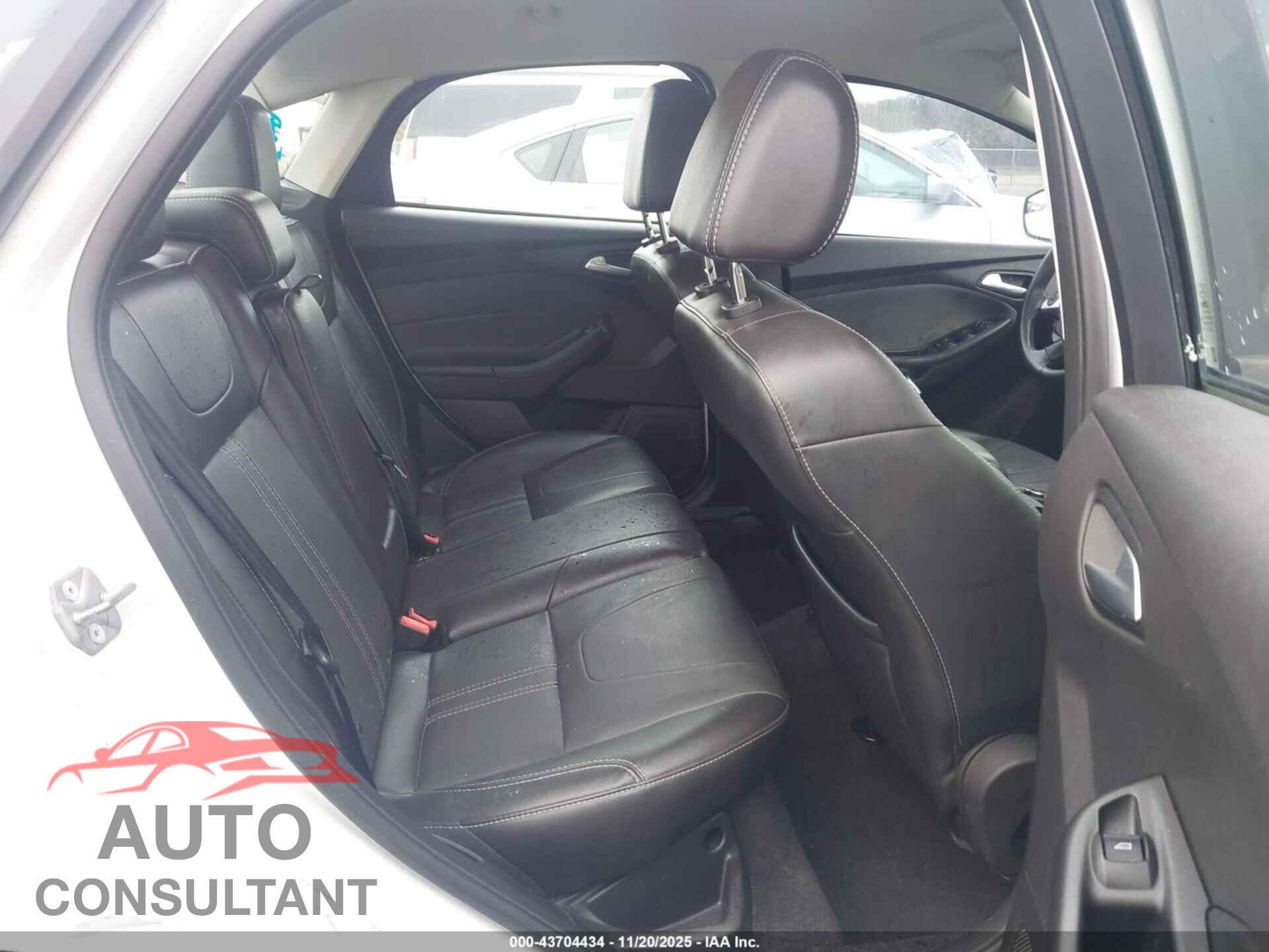 FORD FOCUS 2014 - 1FADP3F21EL258157