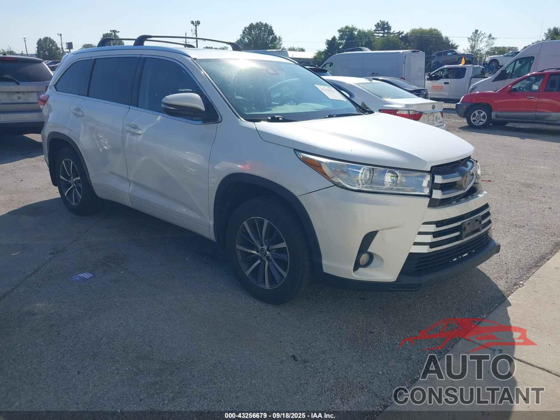 TOYOTA HIGHLANDER 2017 - 5TDJZRFH7HS477237