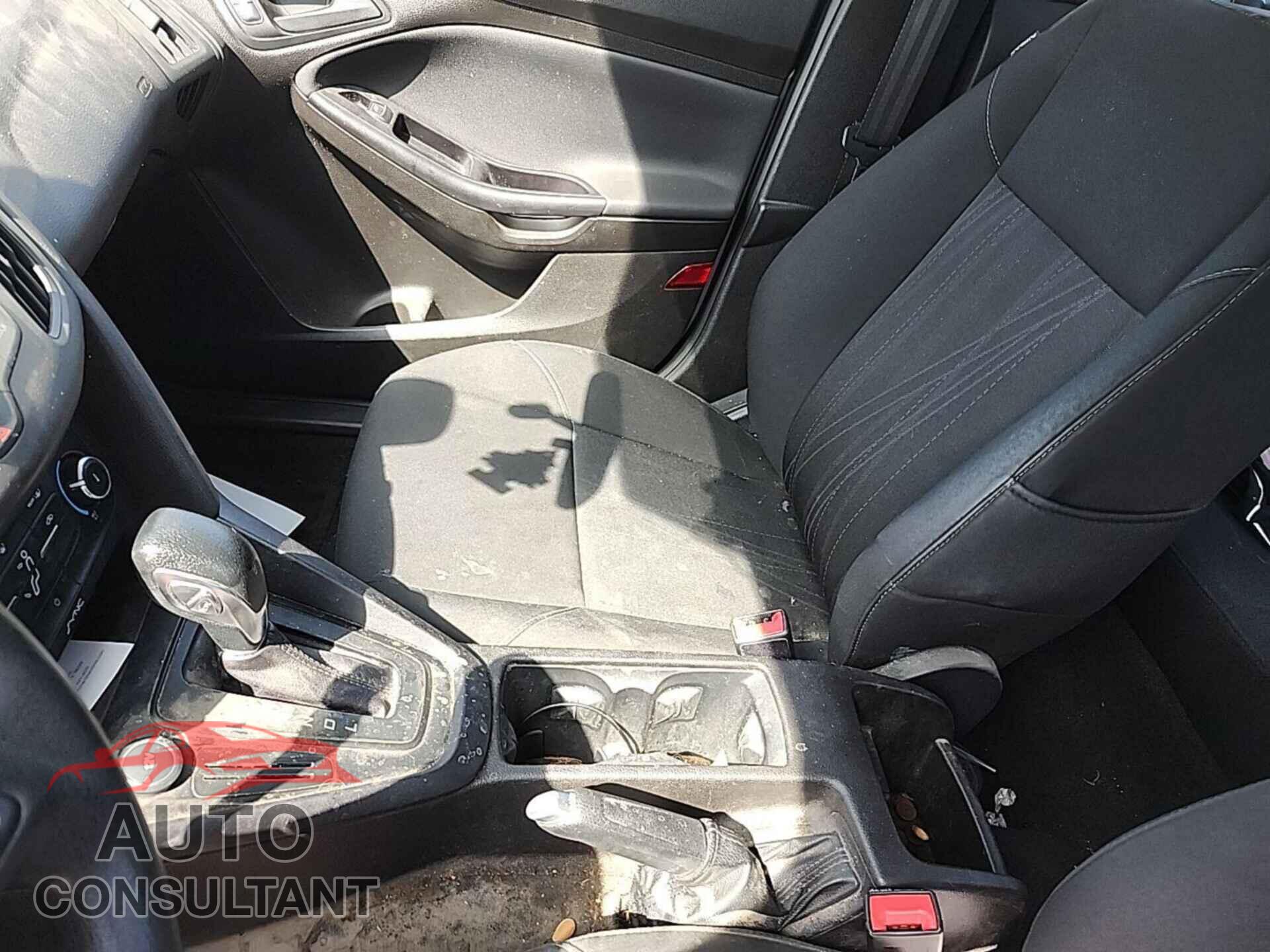 FORD FOCUS 2016 - 1FADP3E28GL373679