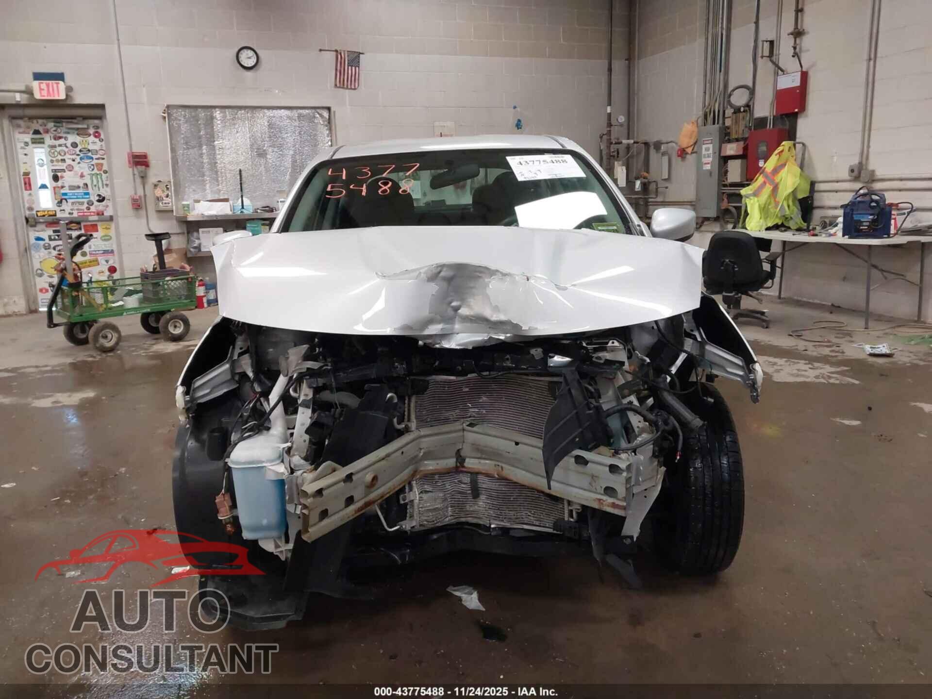 NISSAN VERSA 2019 - 3N1CN7AP3KL876010