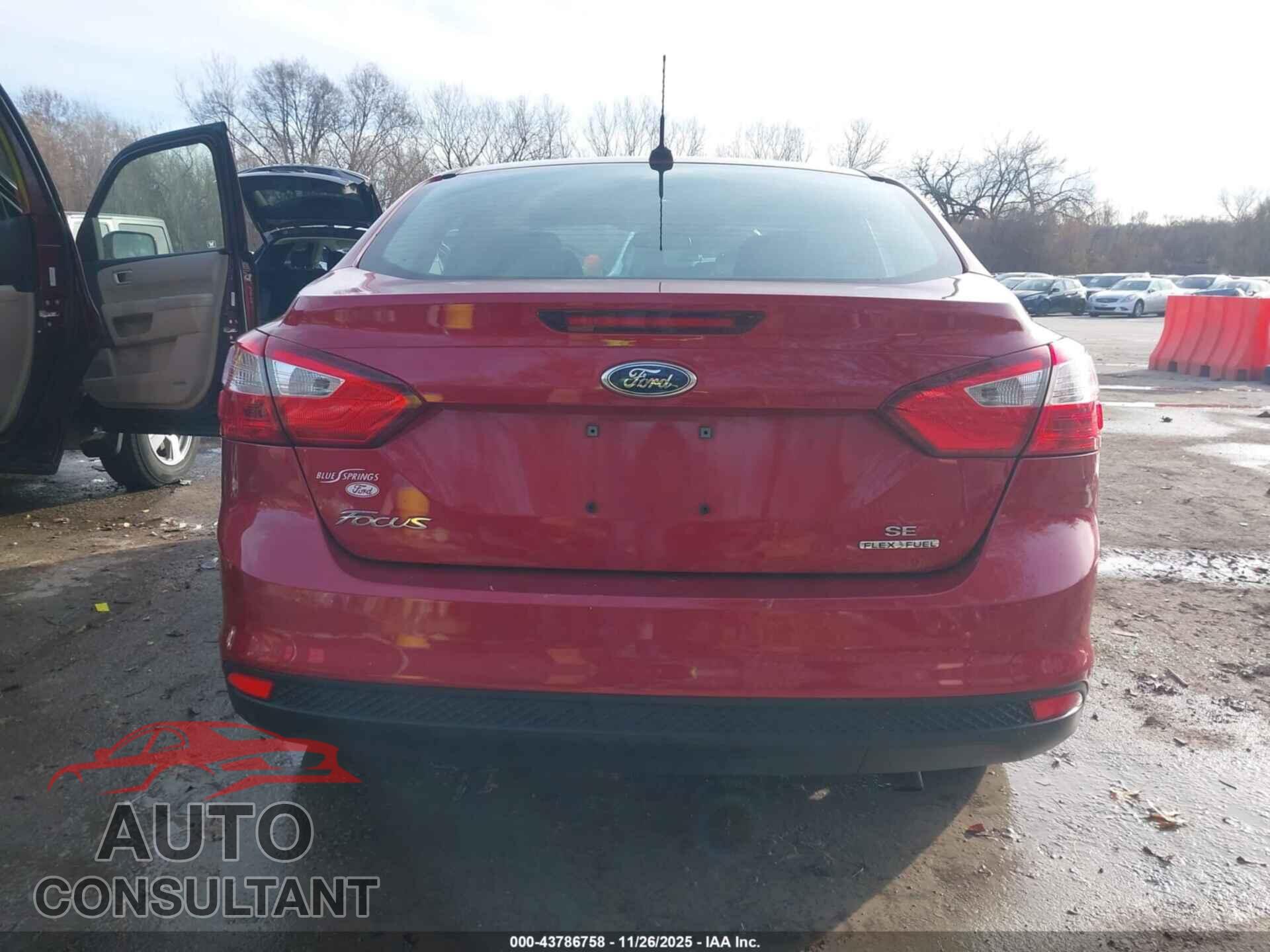 FORD FOCUS 2012 - 1FAHP3F26CL429094