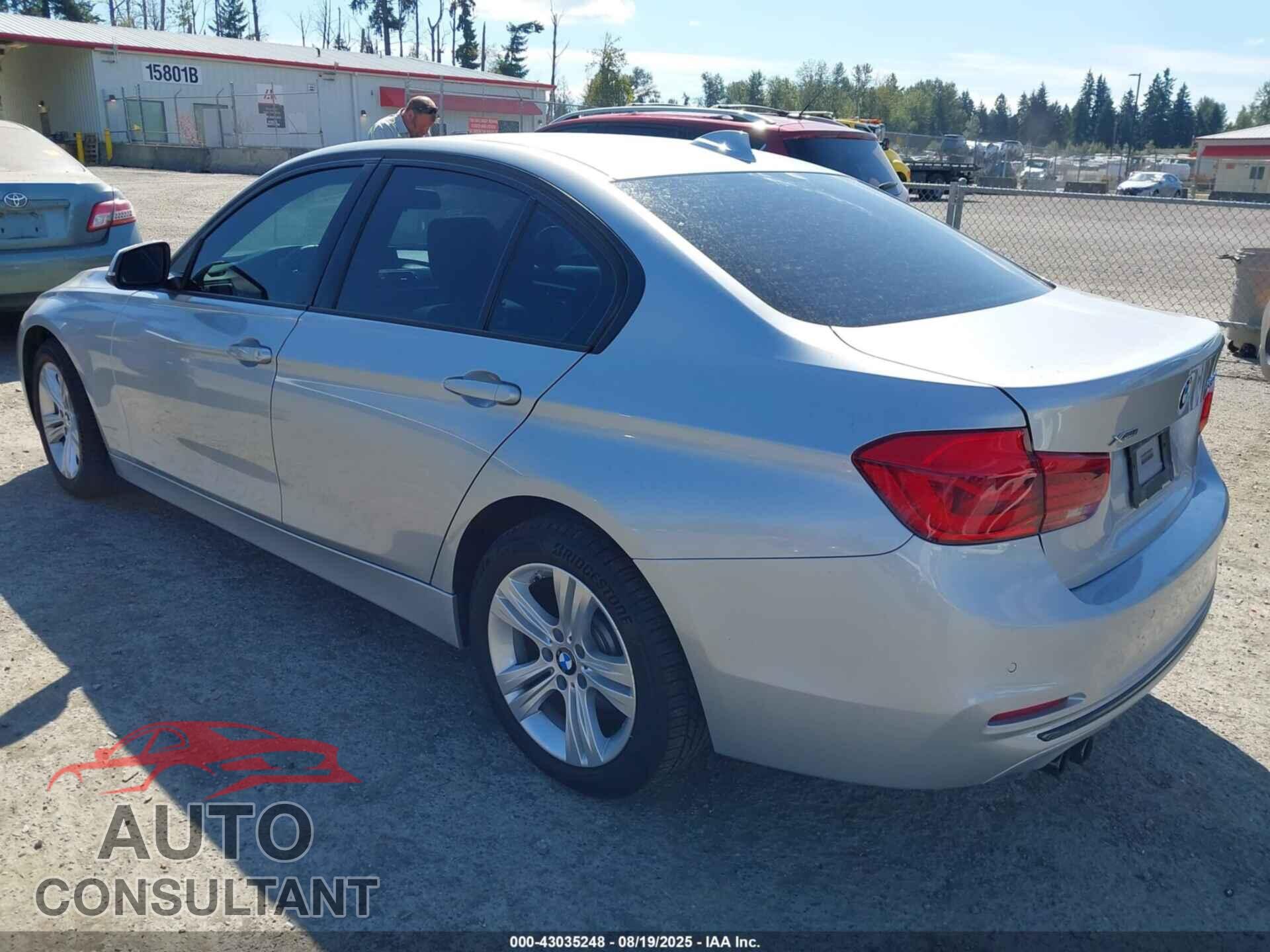 BMW 328I 2016 - WBA8E3G53GNU04833
