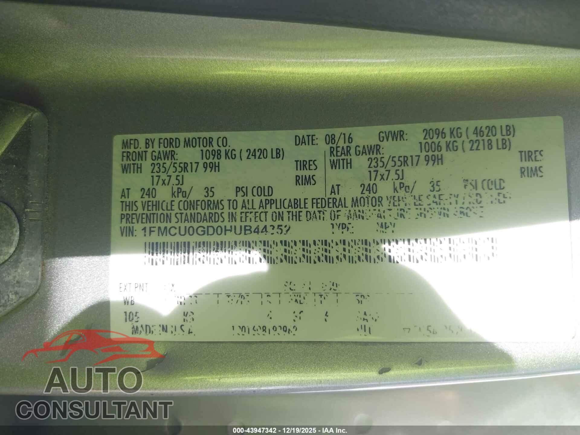 FORD ESCAPE 2017 - 1FMCU0GD0HUB44352