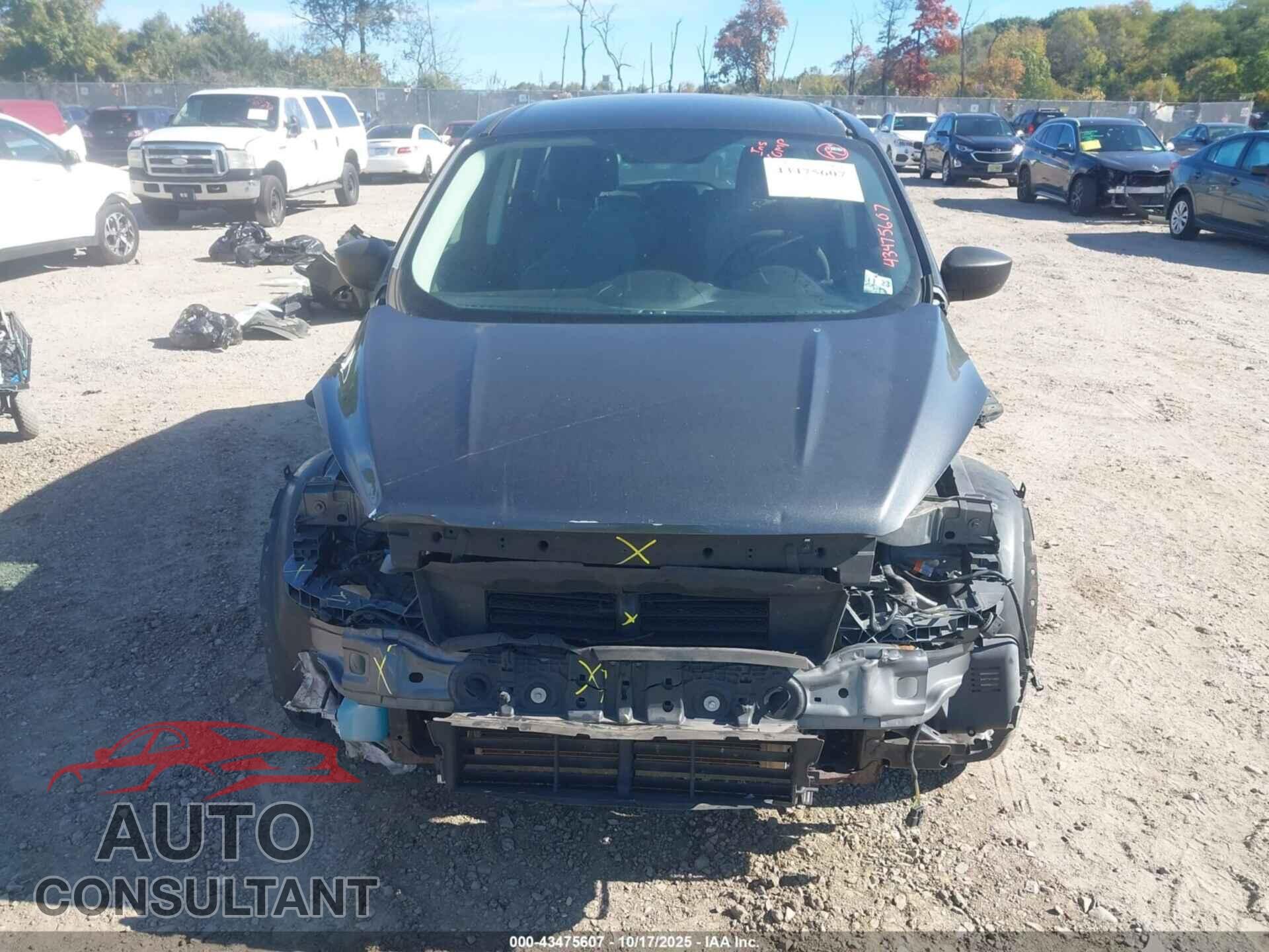 FORD ESCAPE 2018 - 1FMCU0F75JUC84351