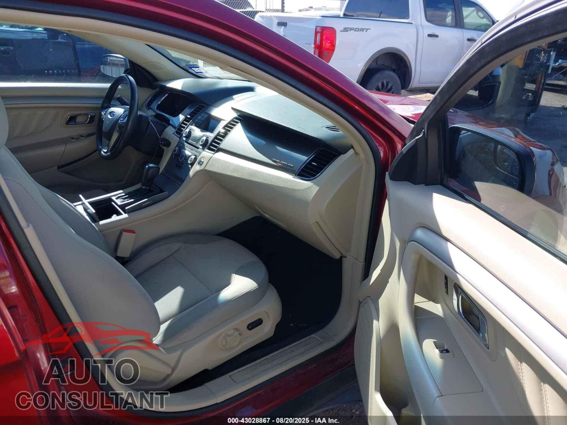 FORD TAURUS 2015 - 1FAHP2E80FG199601