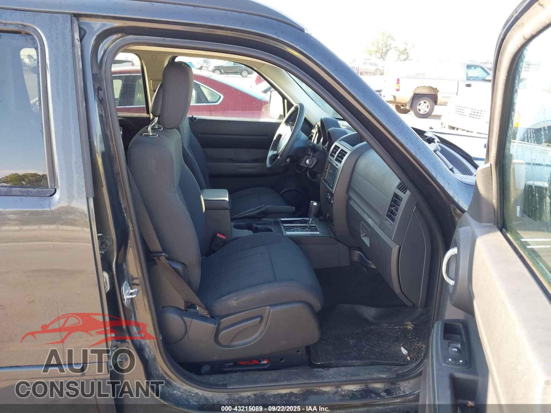 DODGE NITRO 2011 - 1D4PU4GK8BW543973