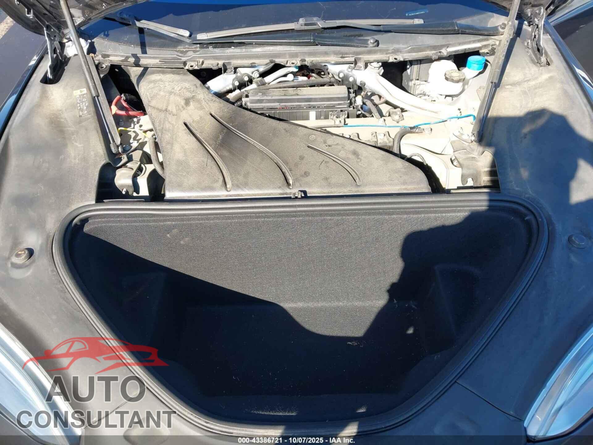 TESLA MODEL S 2017 - 5YJSA1E23HF212975