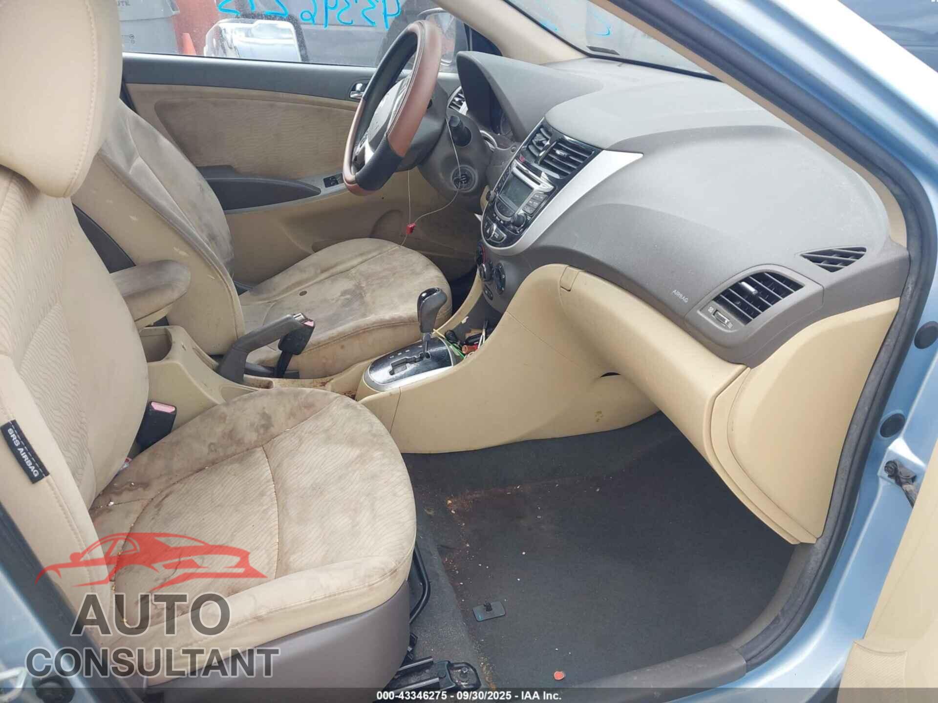 HYUNDAI ACCENT 2013 - KMHCU4AE7DU374876