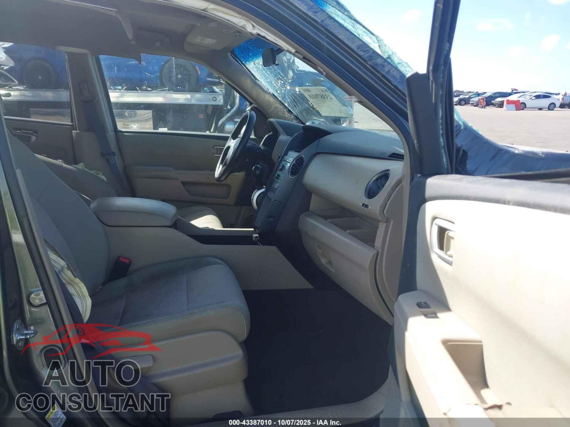 HONDA PILOT 2009 - 5FNYF48479B002617